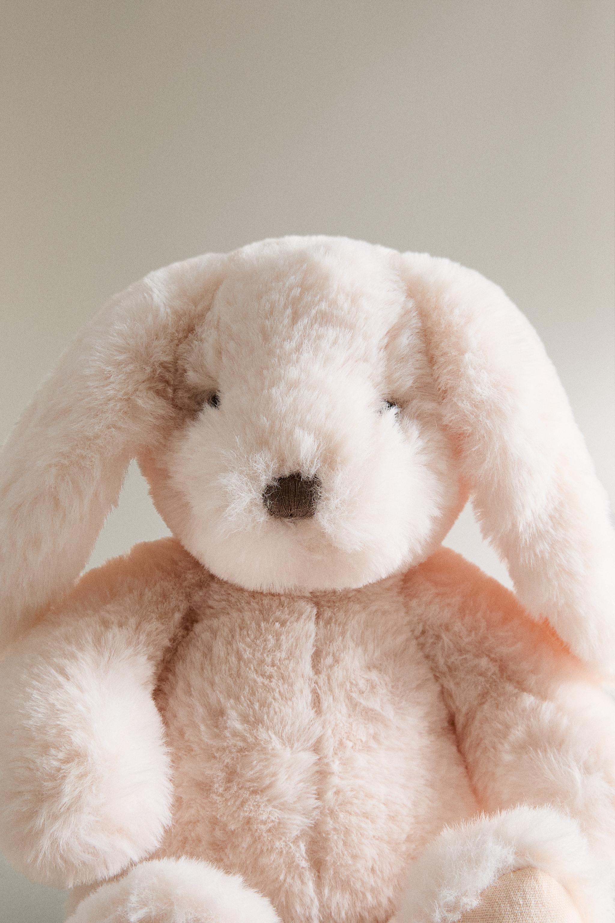 CHILDREN’S BUNNY PLUSH TOY