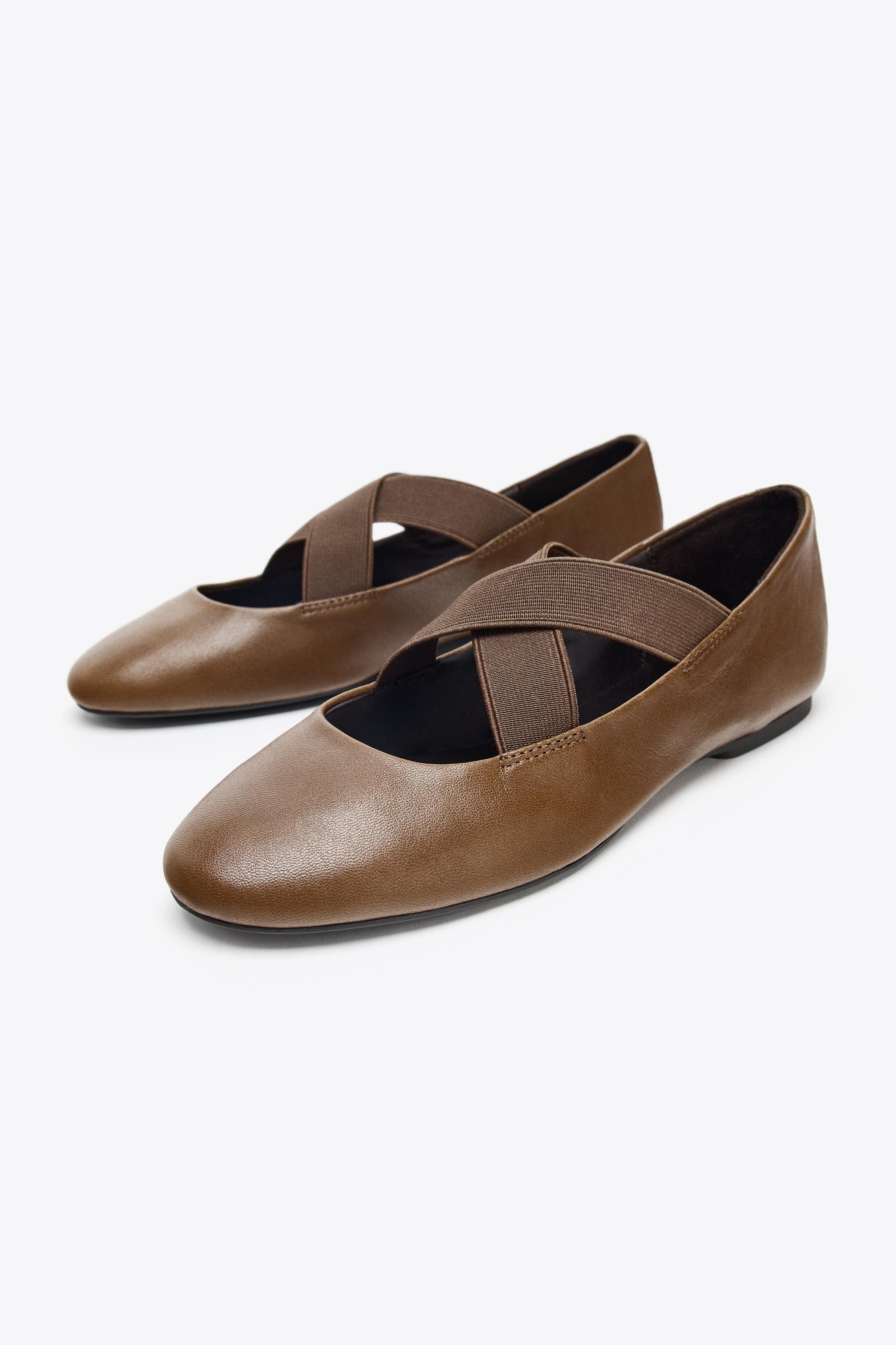 LEATHER BALLET FLATS WITH ELASTIC STRAPS