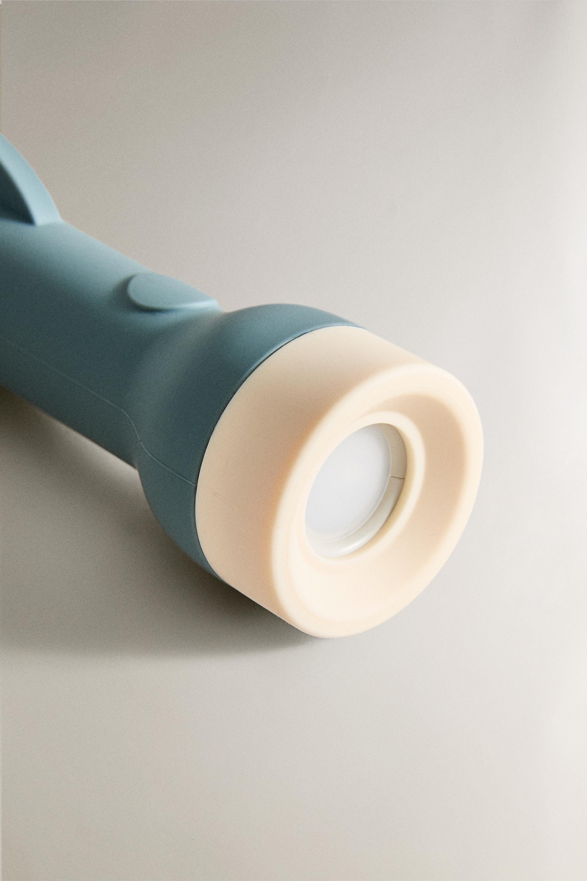 CHILDREN'S ROCKET FLASHLIGHT