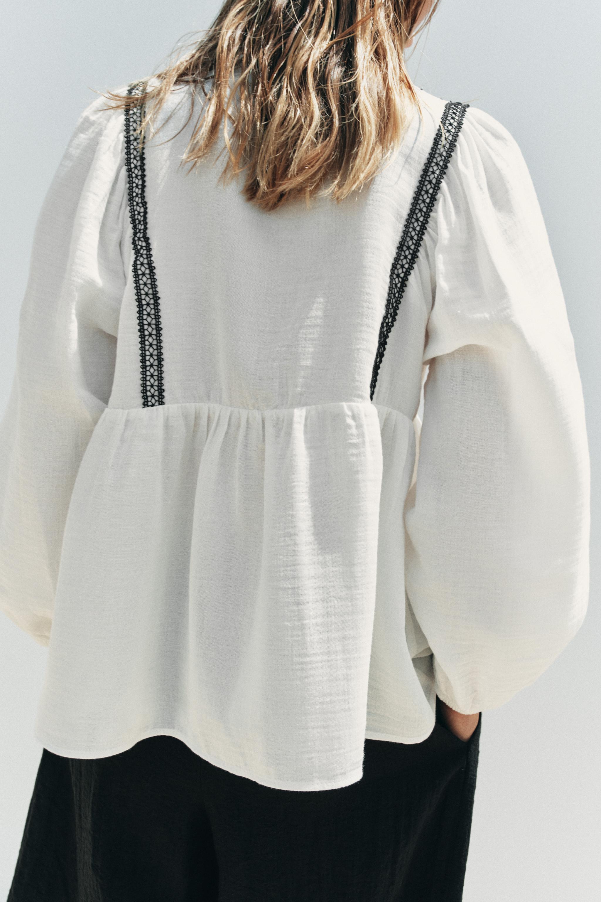 CONTRAST EMBROIDERY SHIRT