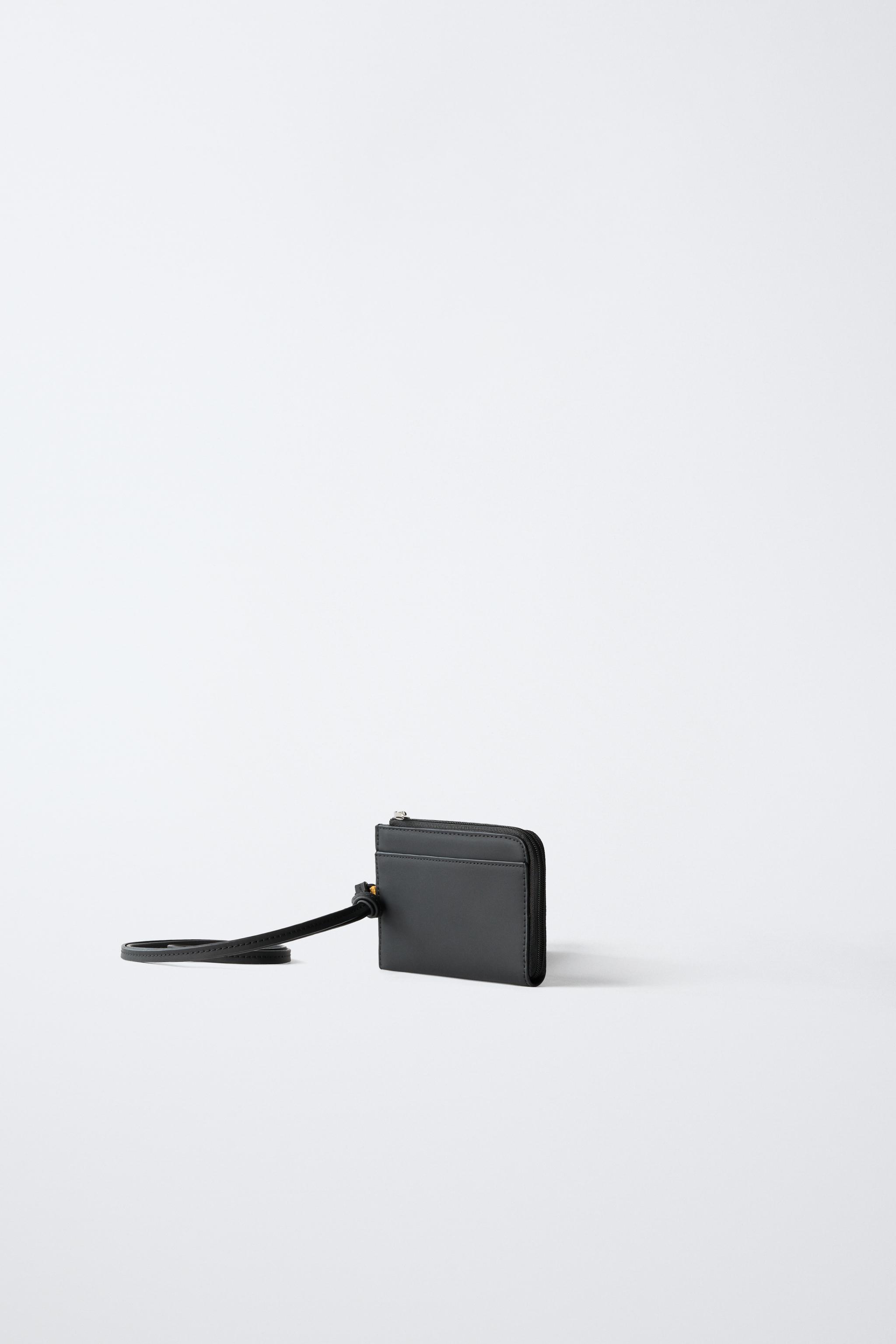 RUBBERIZED PENDANT WALLET