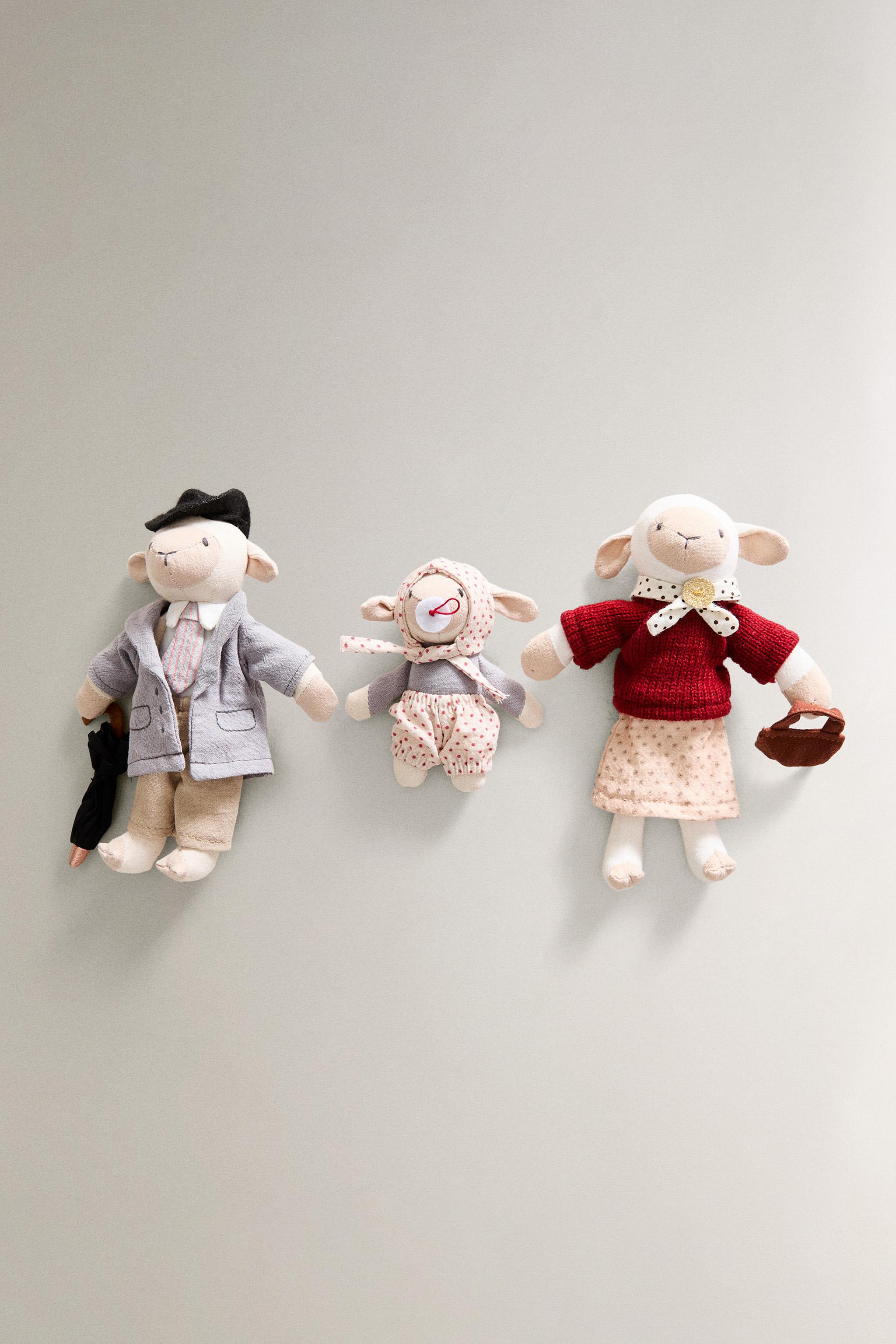 CHILDREN’S SHEEP FAMILY PLUSH TOY SET (SET OF 3)