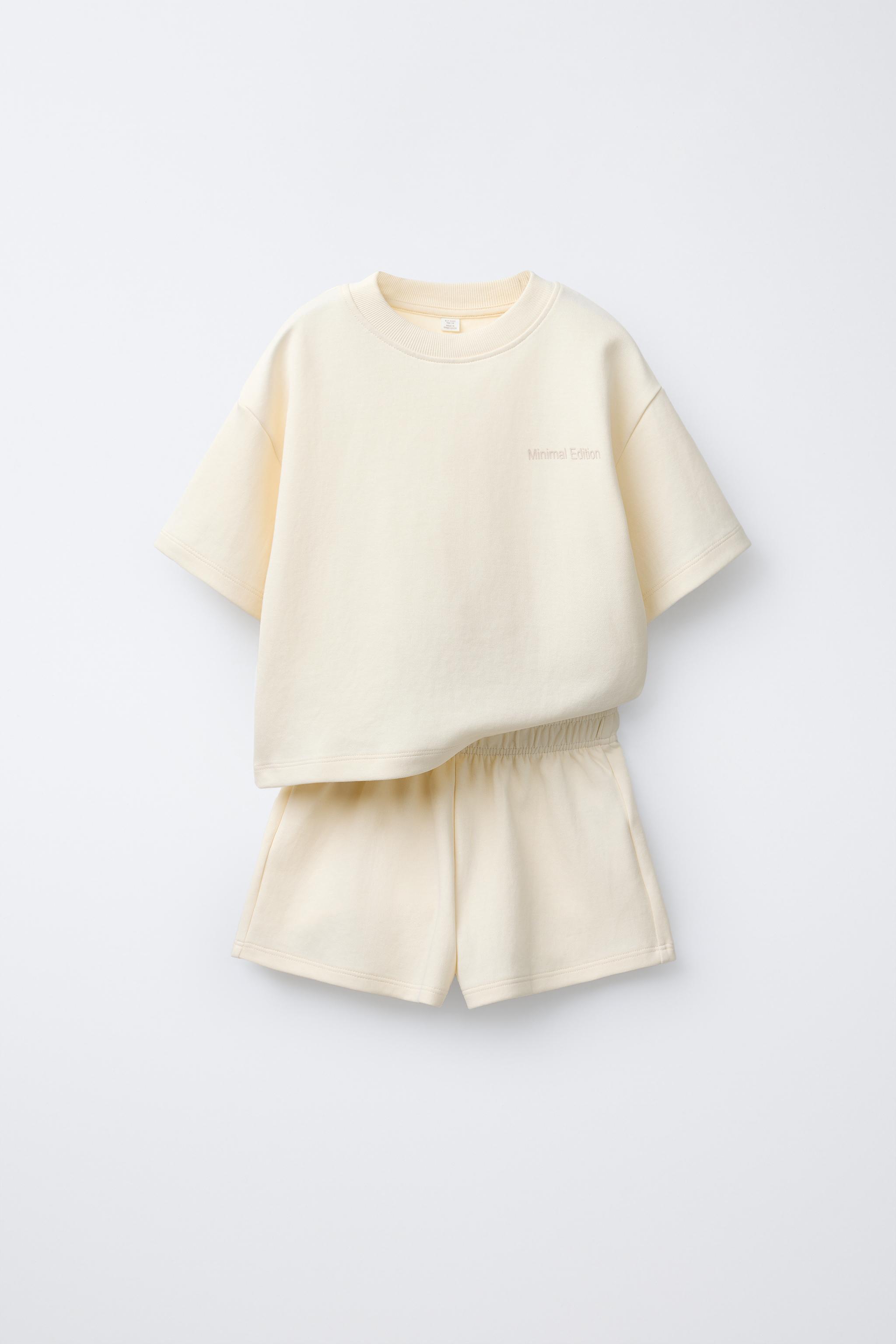 TEXT INTERLOCK T-SHIRT AND BERMUDA SET