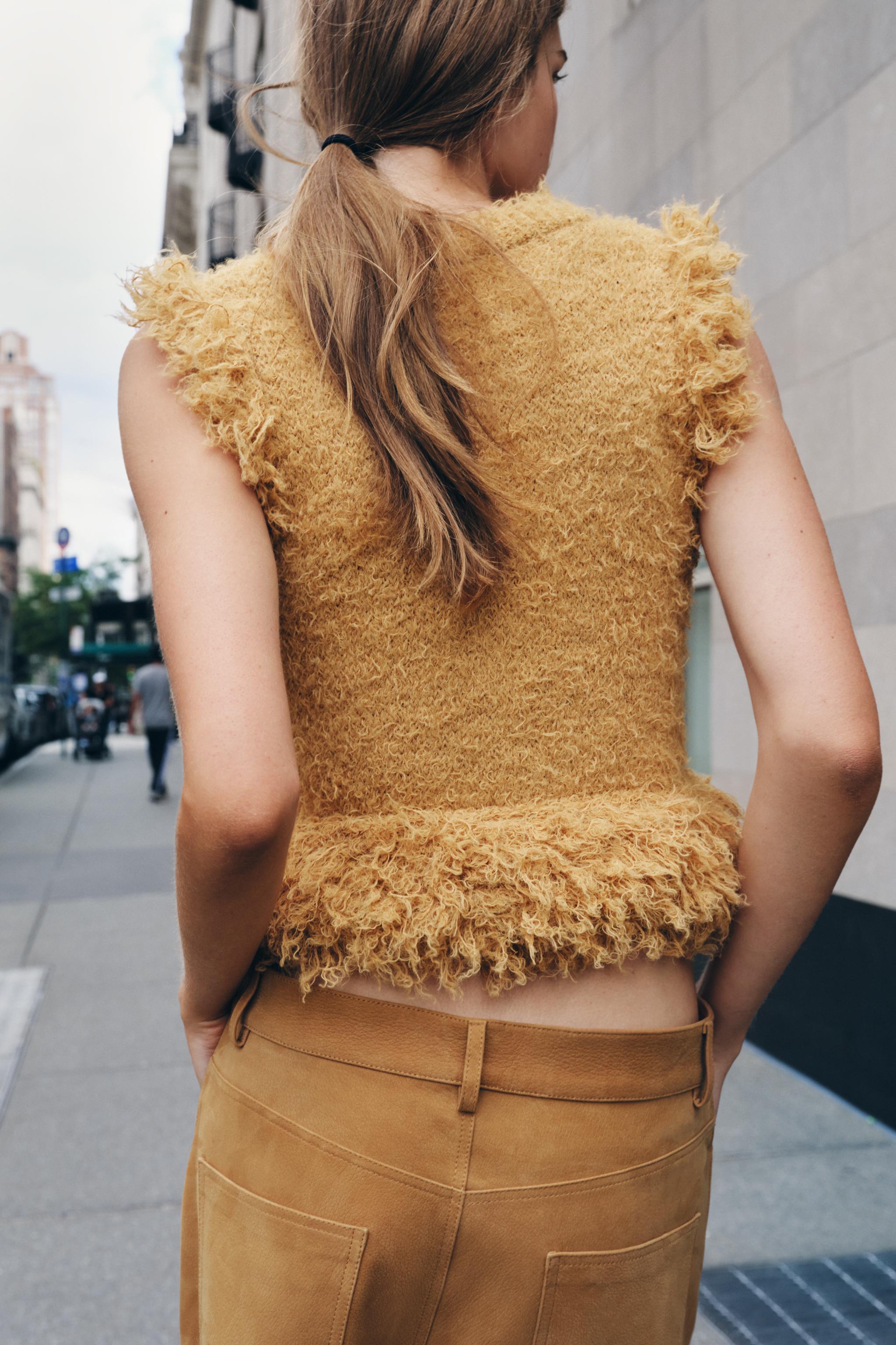 FAUX FUR KNIT TOP