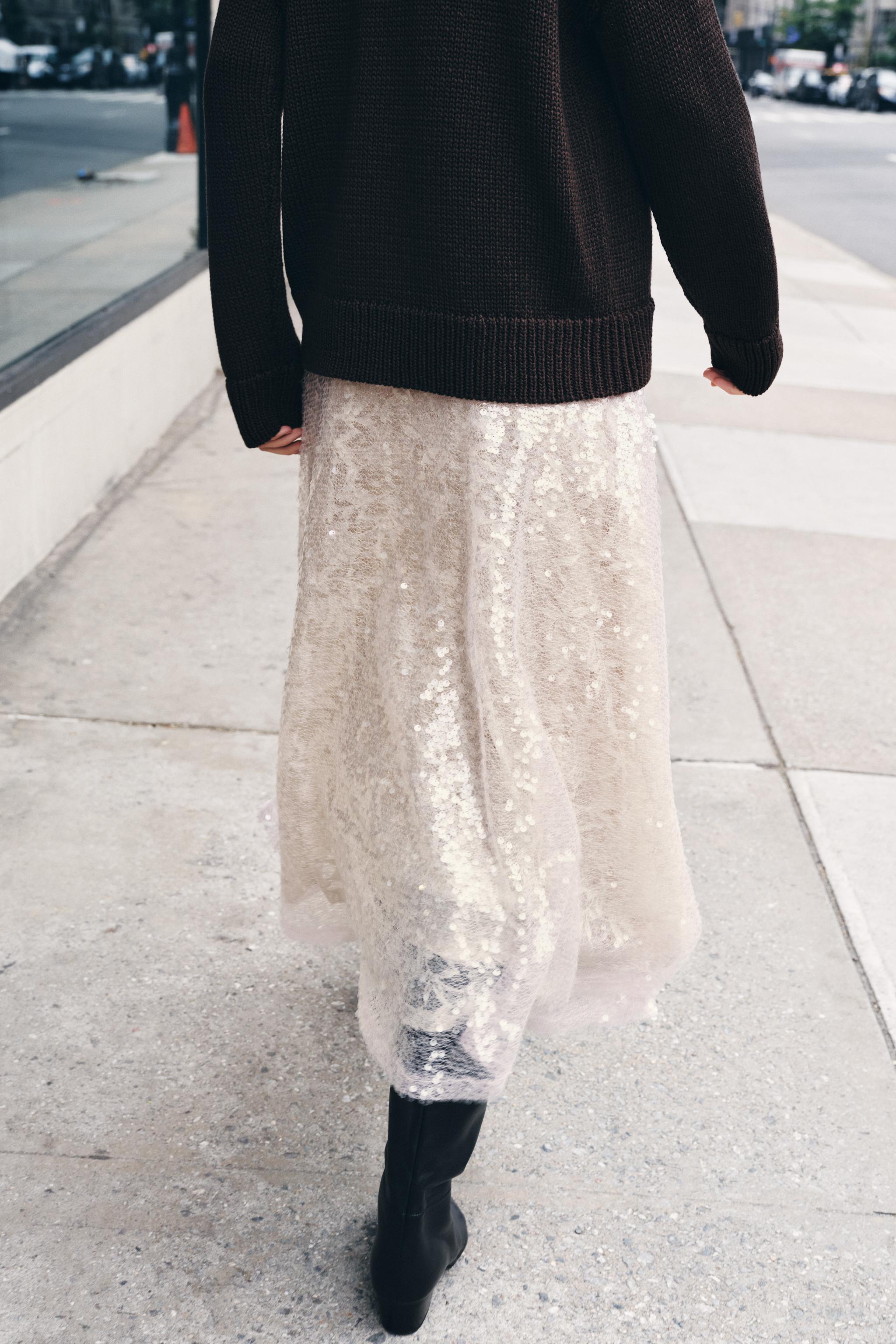 SEQUINED KNIT MIDI SKIRT
