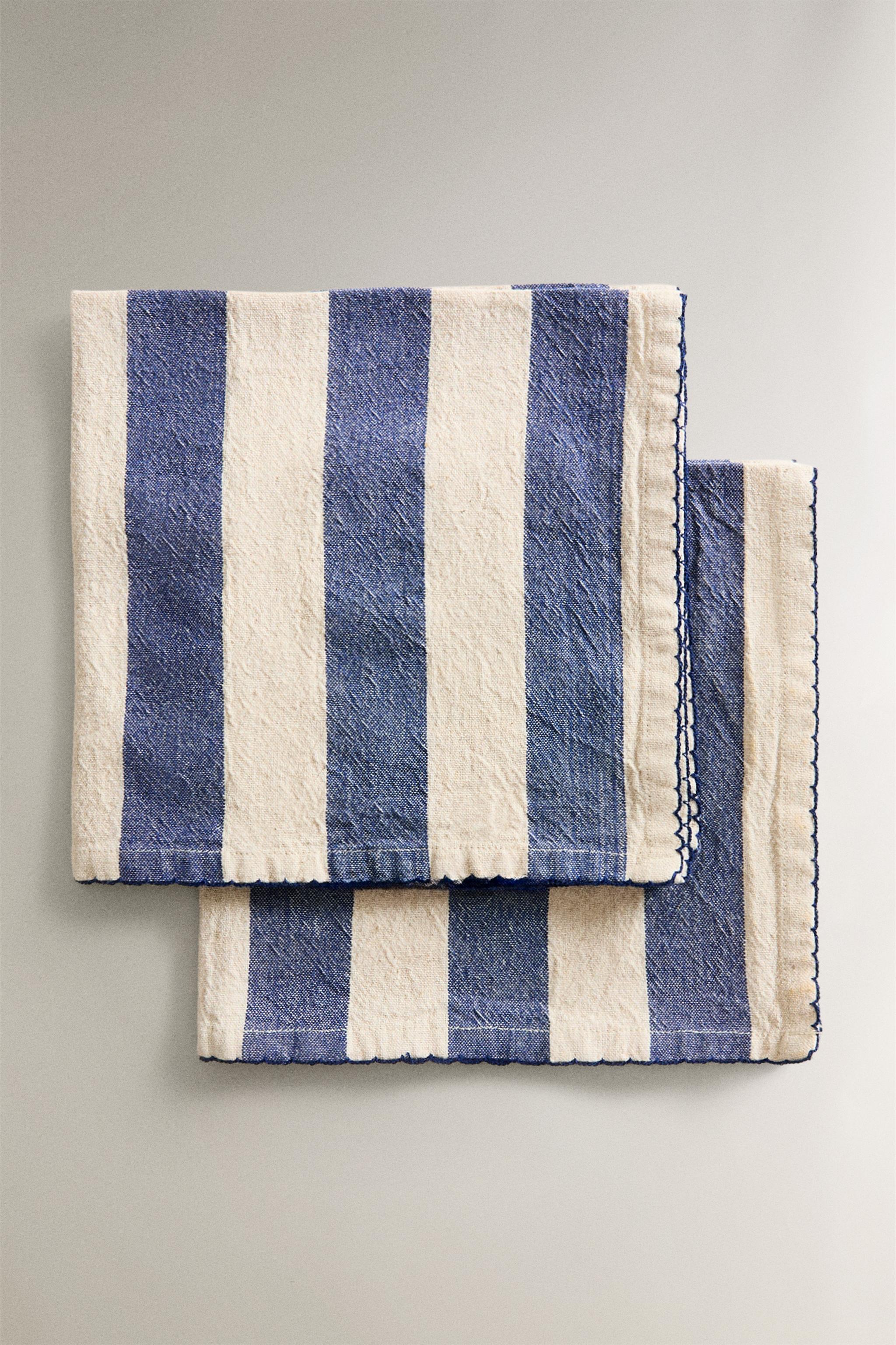 SET OF DYED THREAD STRIPED NAPKINS (SET OF 2)
