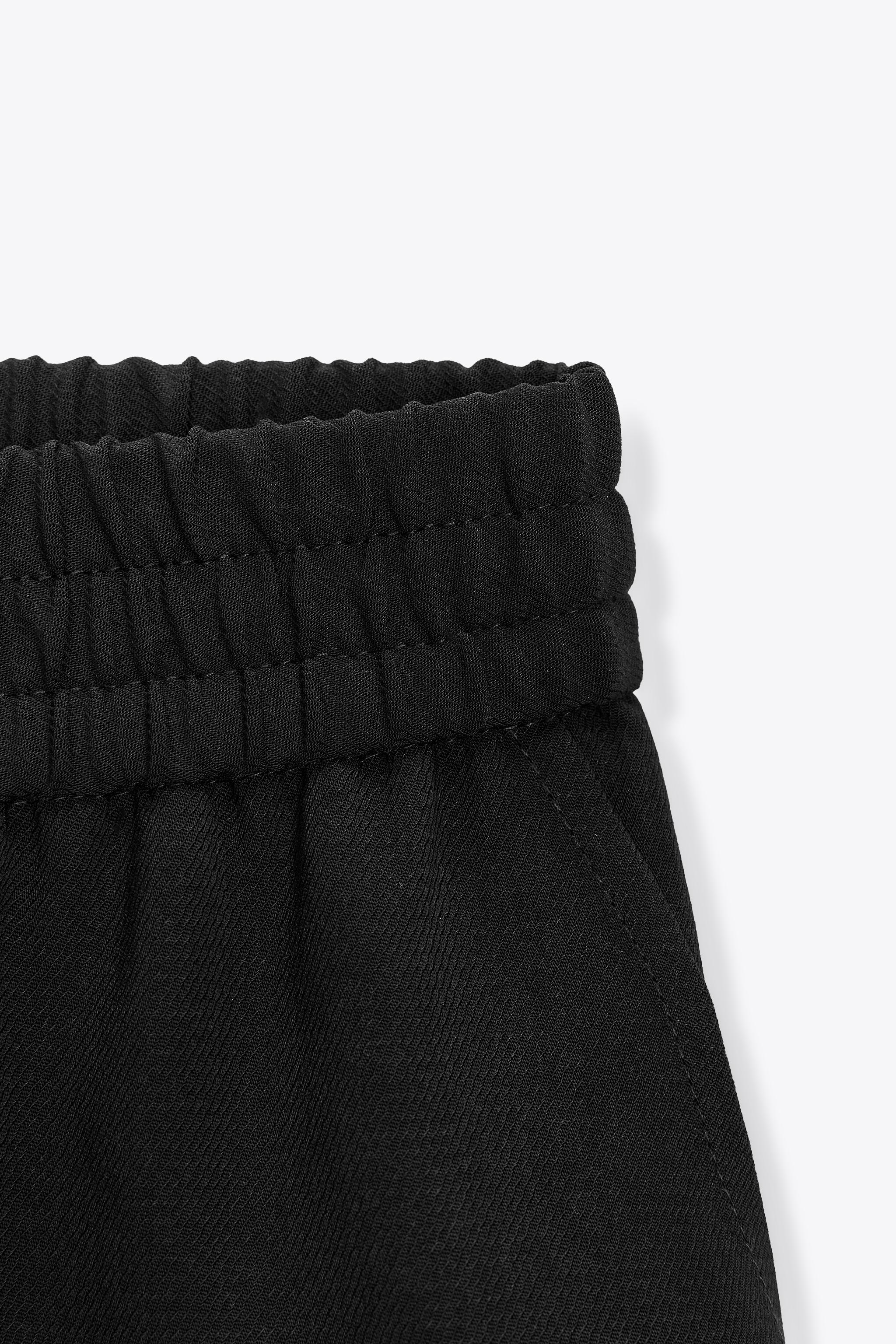 ELASTIC WAIST SHORTS