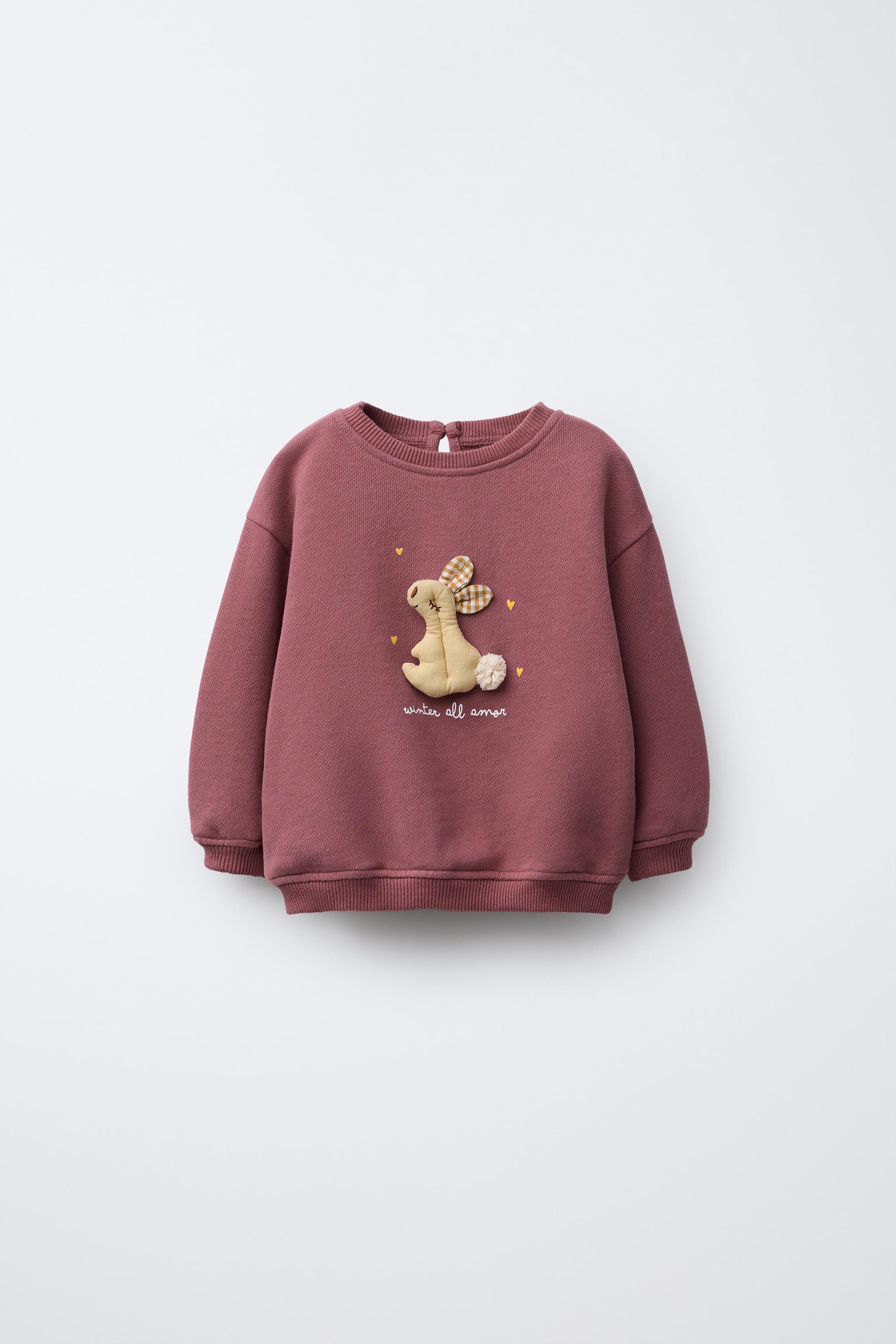 RABBIT APPLIQUÉ SWEATSHIRT