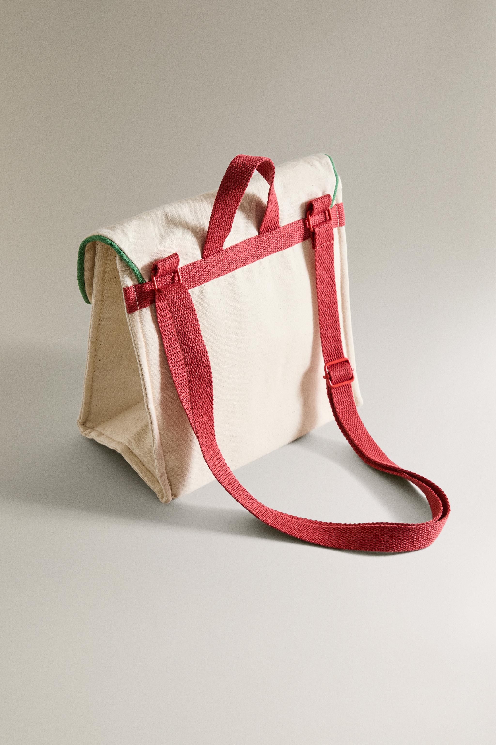 CHILDREN'S RACING DOG LUNCH BOX