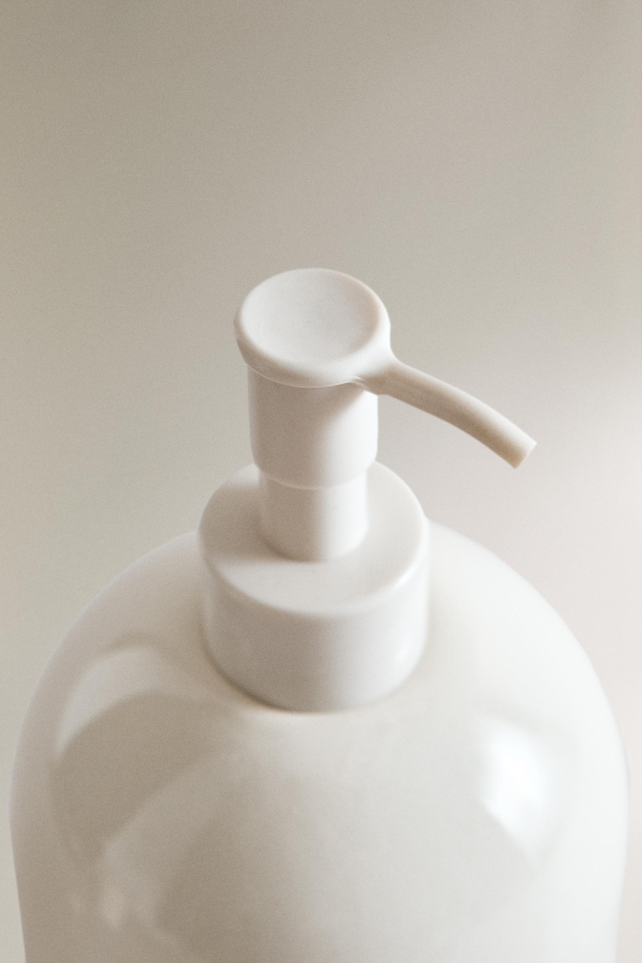 CHILDREN'S ELEPHANT SOAP DISPENSER