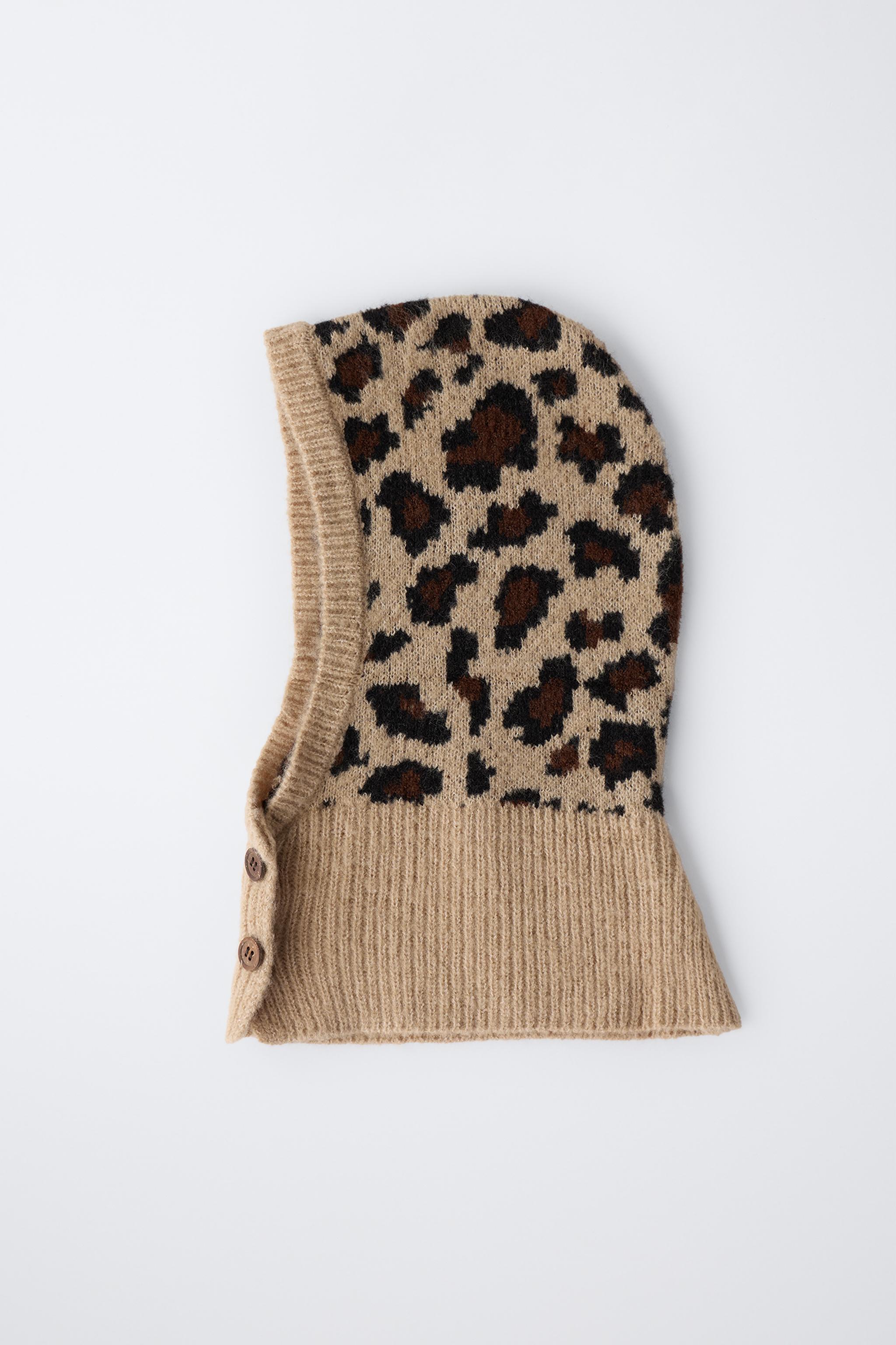 ANIMAL PRINT KNIT BALACLAVA