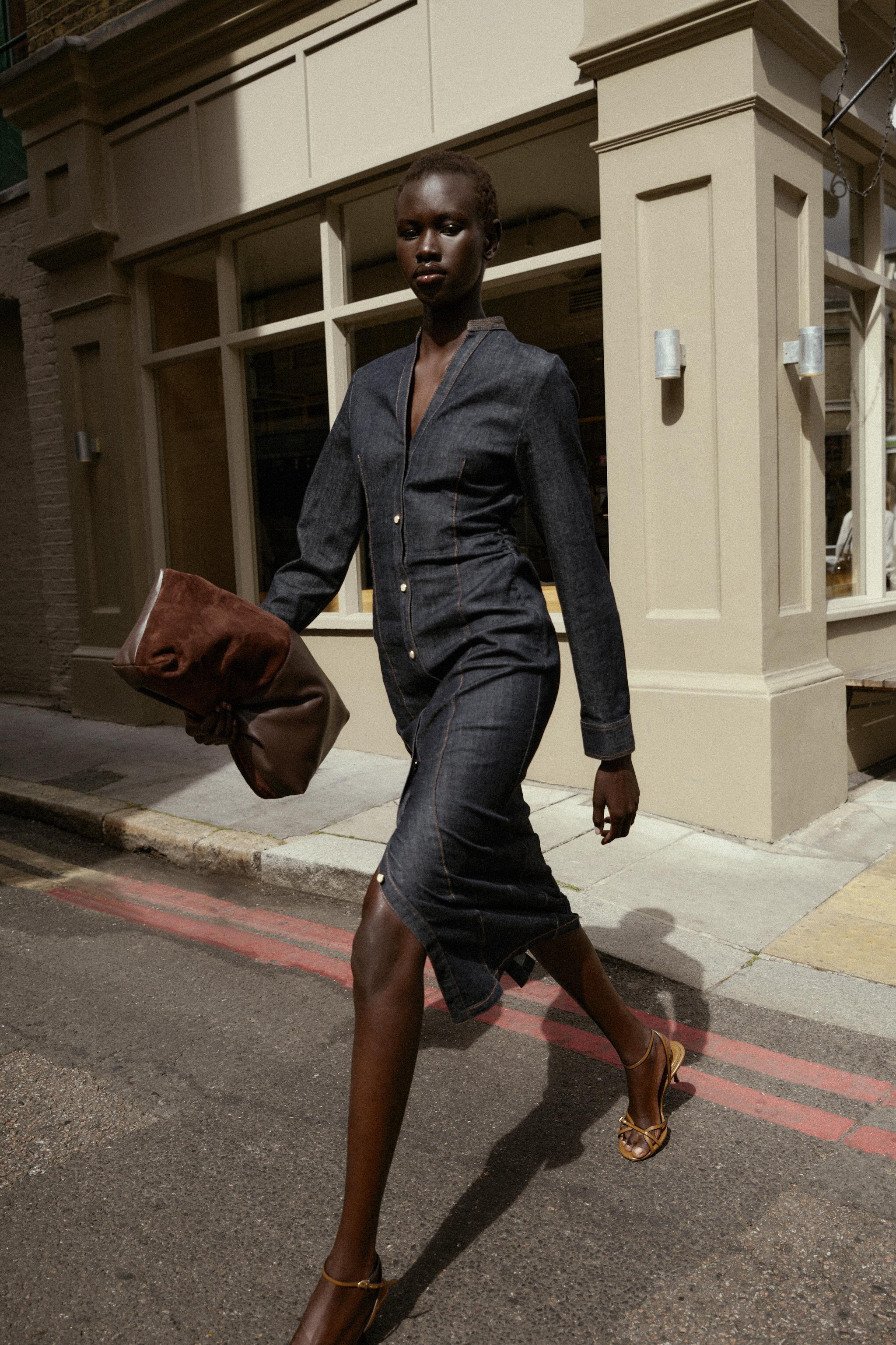 FITTED DENIM MIDI DRESS