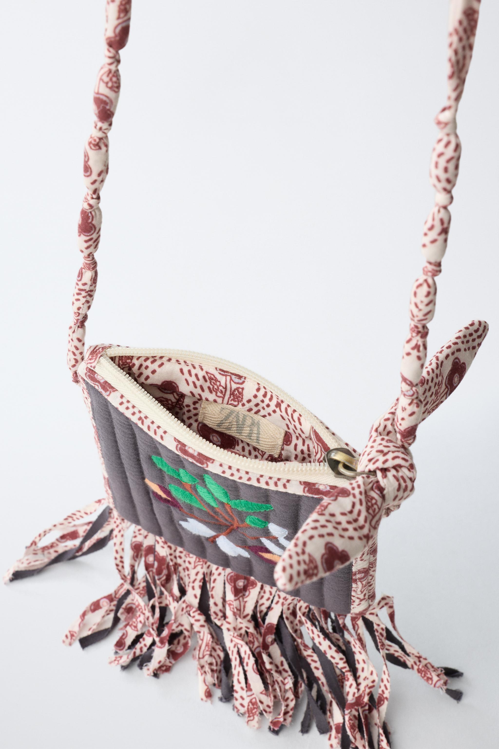 FRINGED CROSSBODY BAG