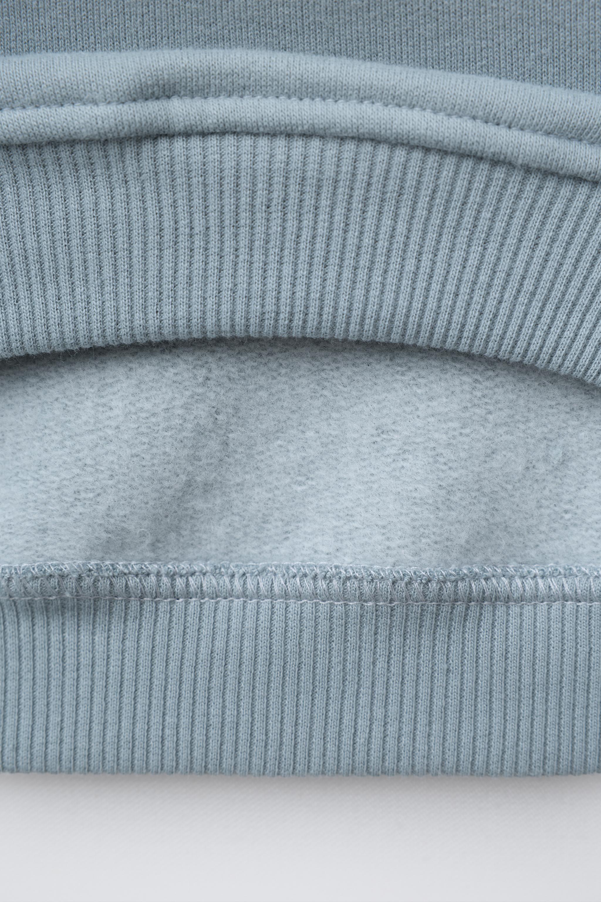 RUSTIC FRILL COLLAR SWEATSHIRT