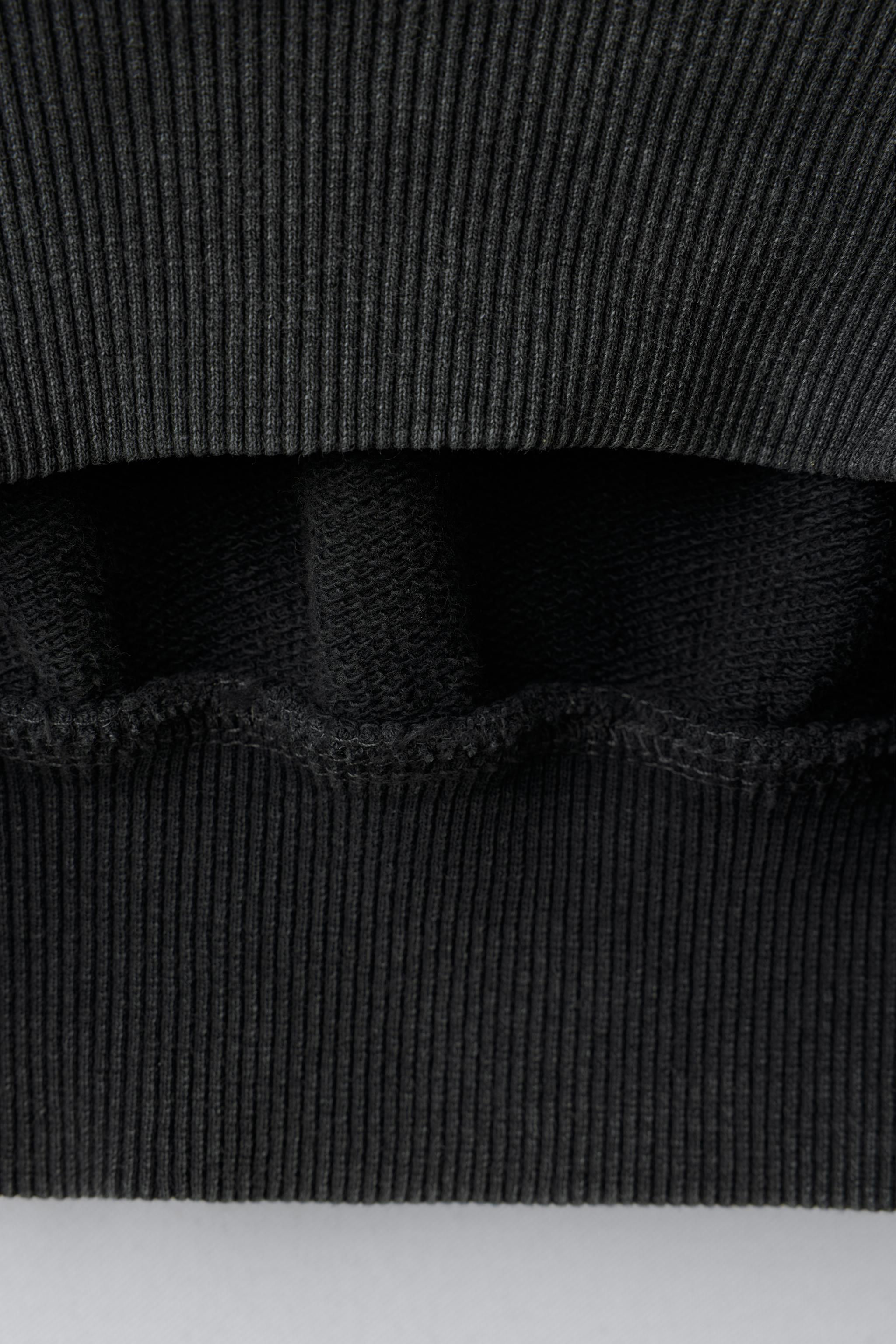 WEDNESDAY © WASHED EFFECT SWEATSHIRT