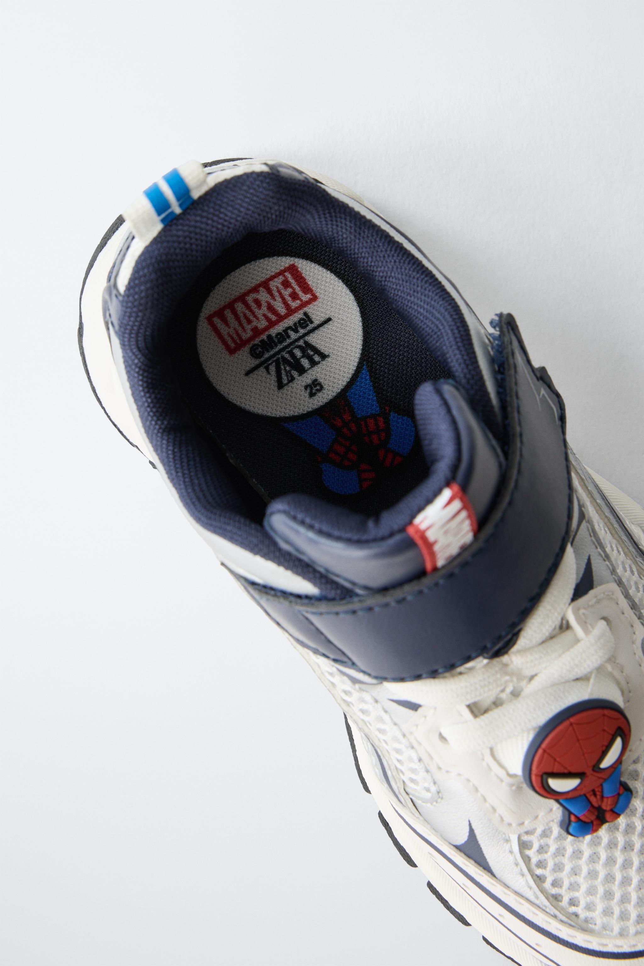 SPIDER-MAN © MARVEL SNEAKERS