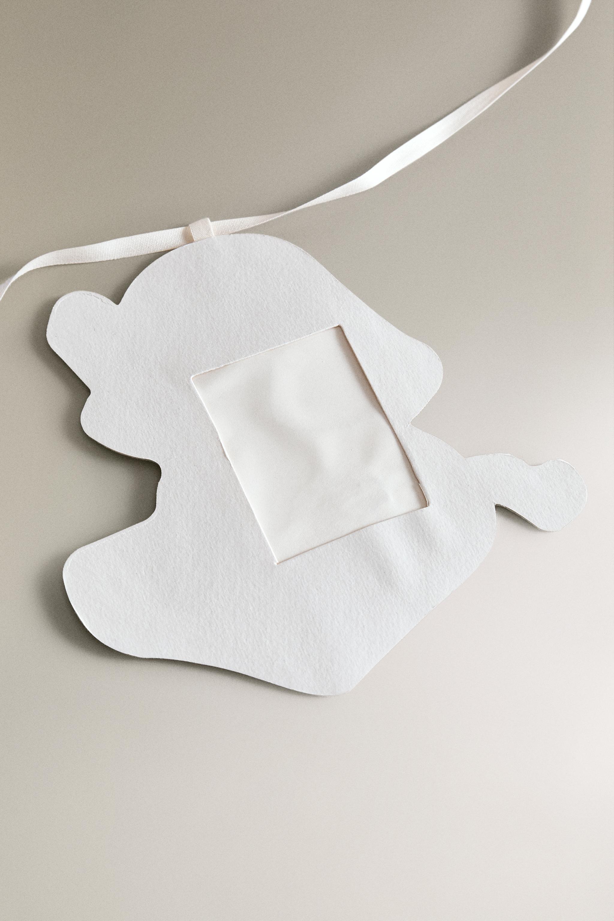 BABY ELEPHANT MONTHLY GARLAND