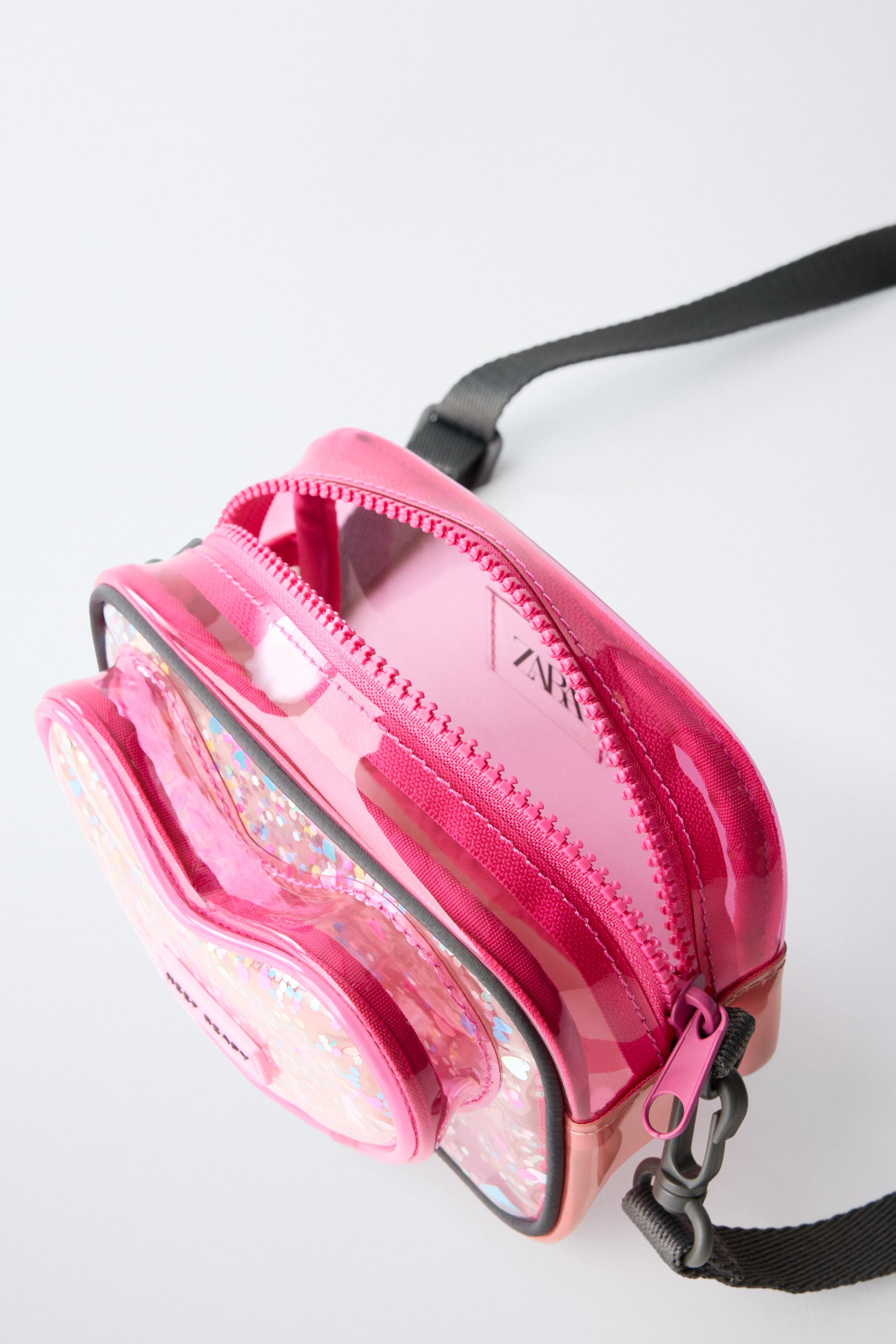 HEART VINYL CROSSBODY BAG