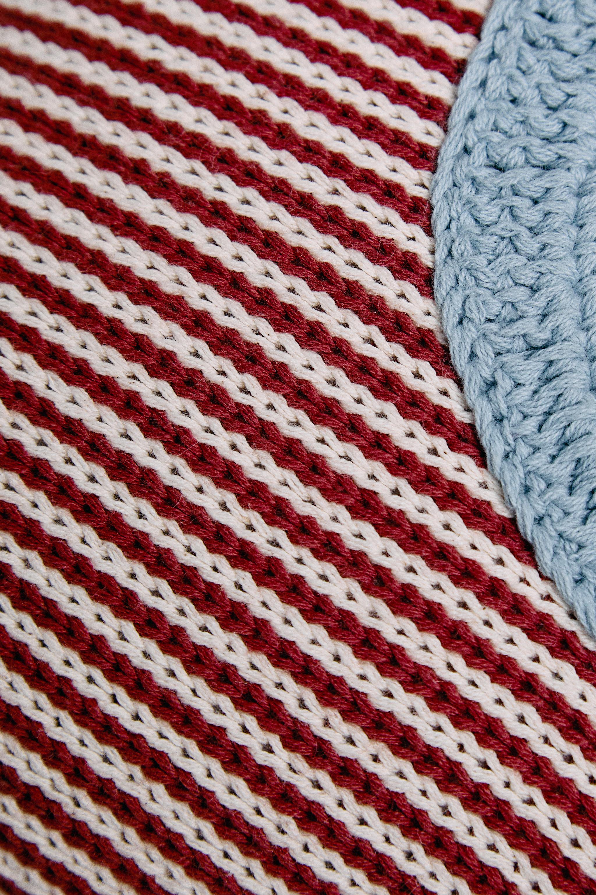 CHILDREN'S EMBROIDERED LETTER W THROW PILLOW