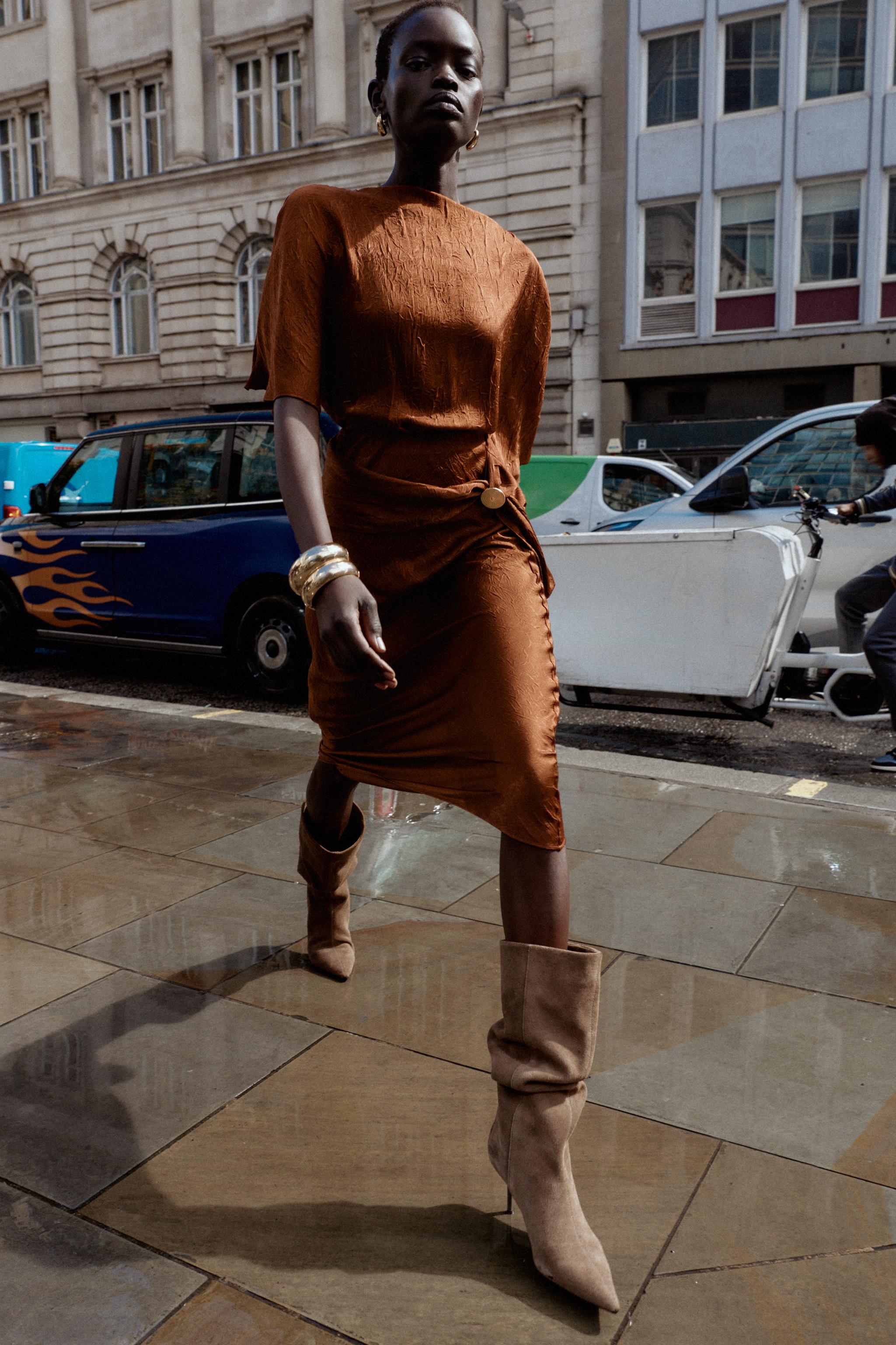 WRINKLED EFFECT SATIN TOP