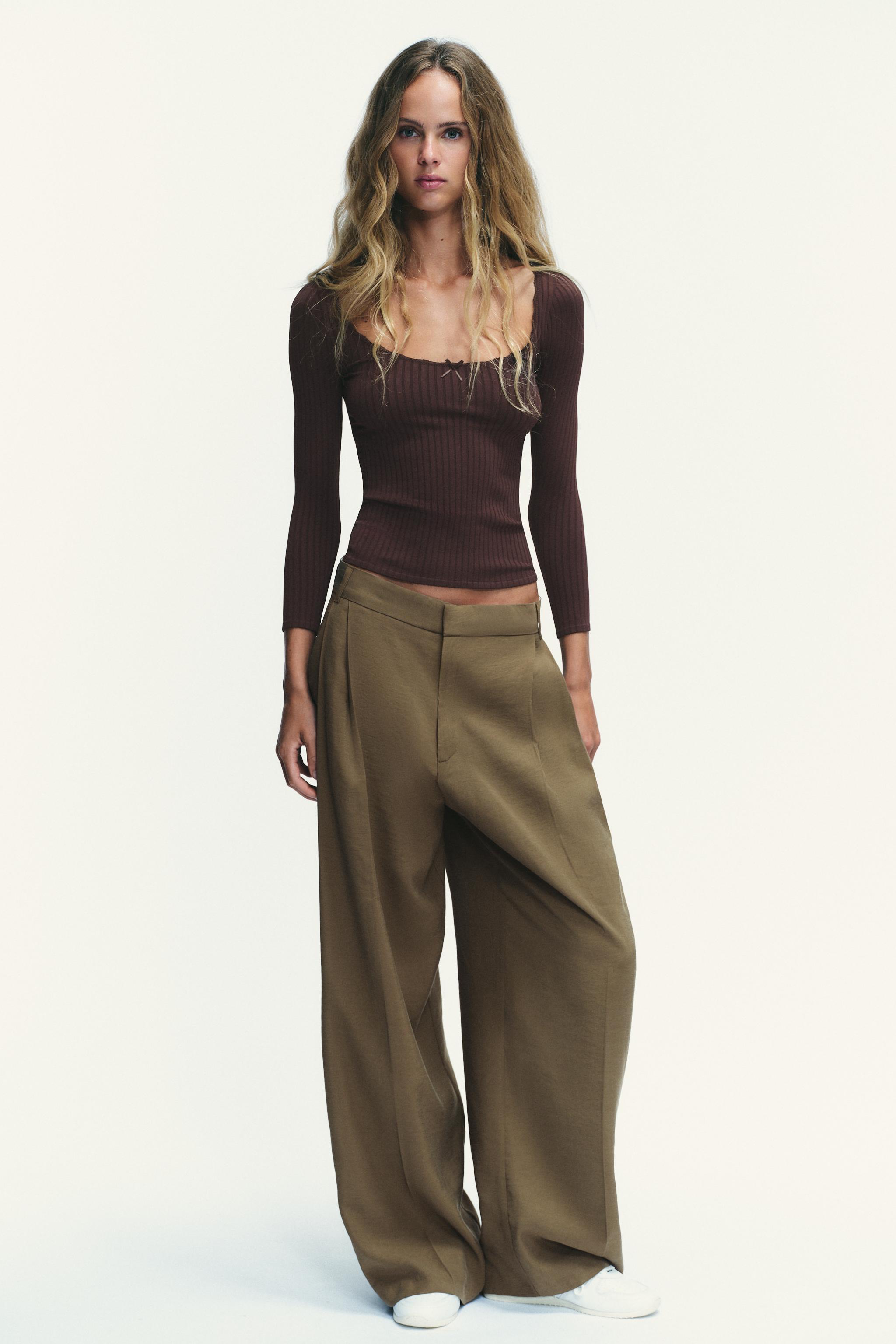 SEAMLESS RIB BOW TOP