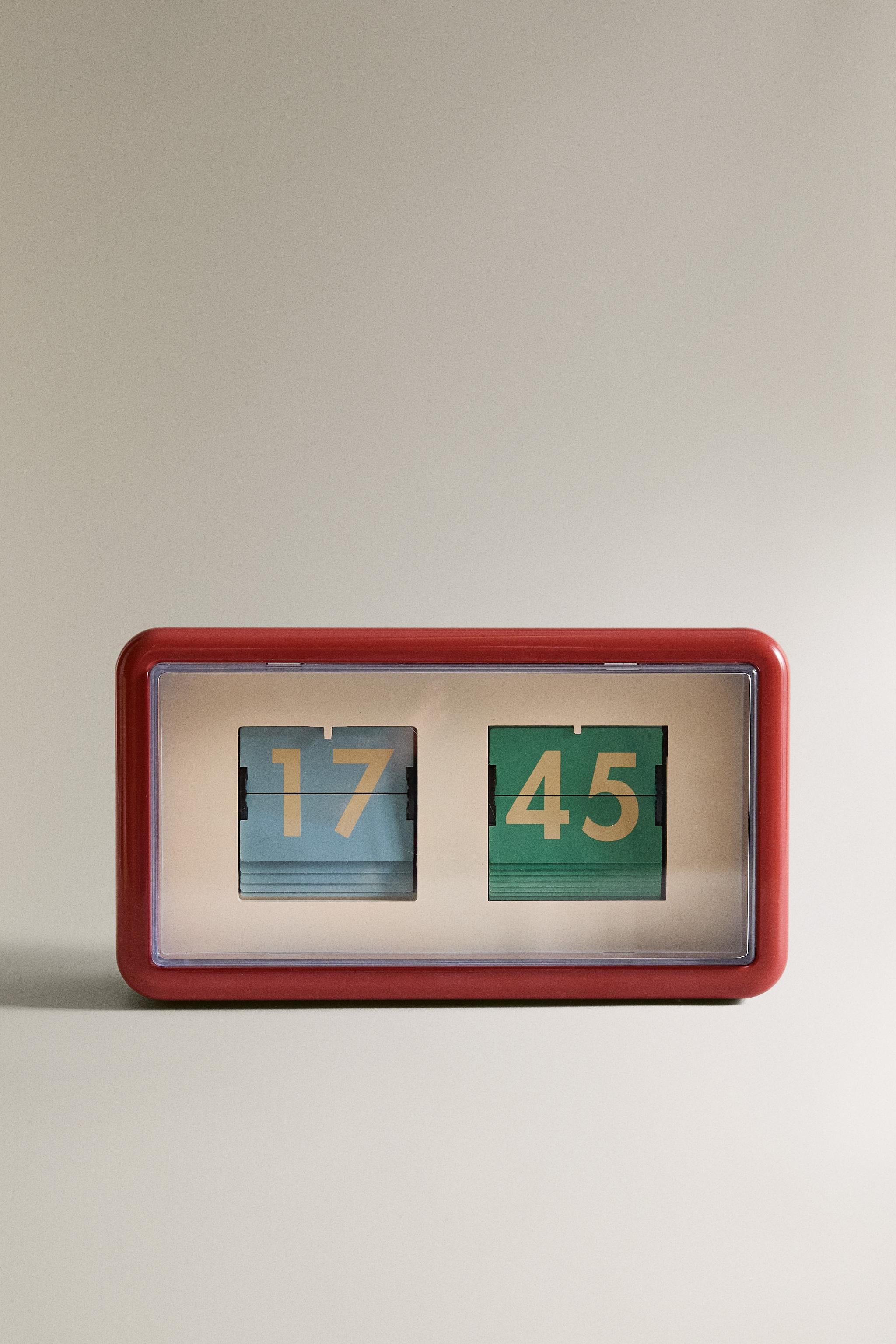 FLAP CLOCK