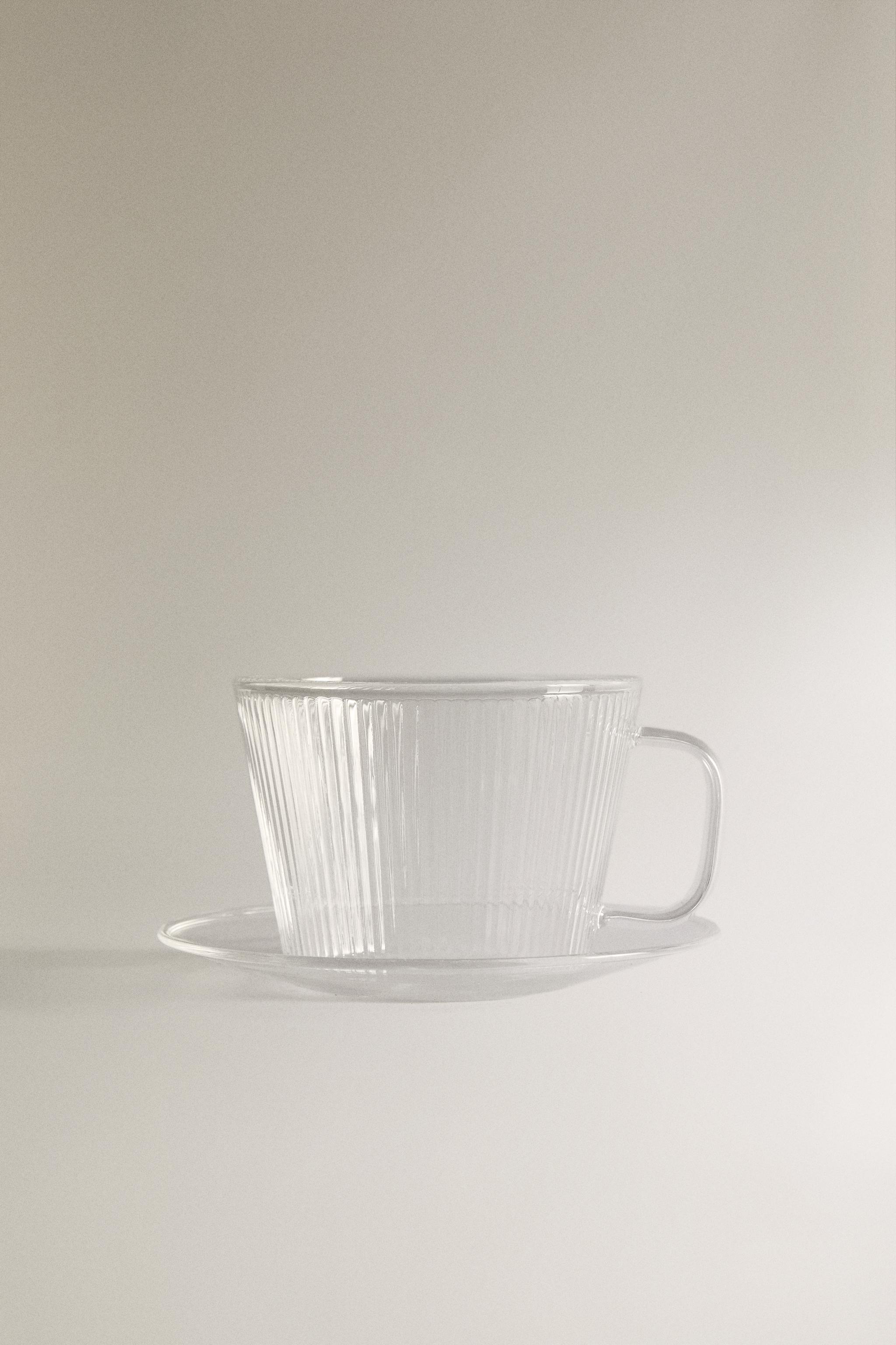 BOROSILICATE GLASS TEACUP AND SAUCER