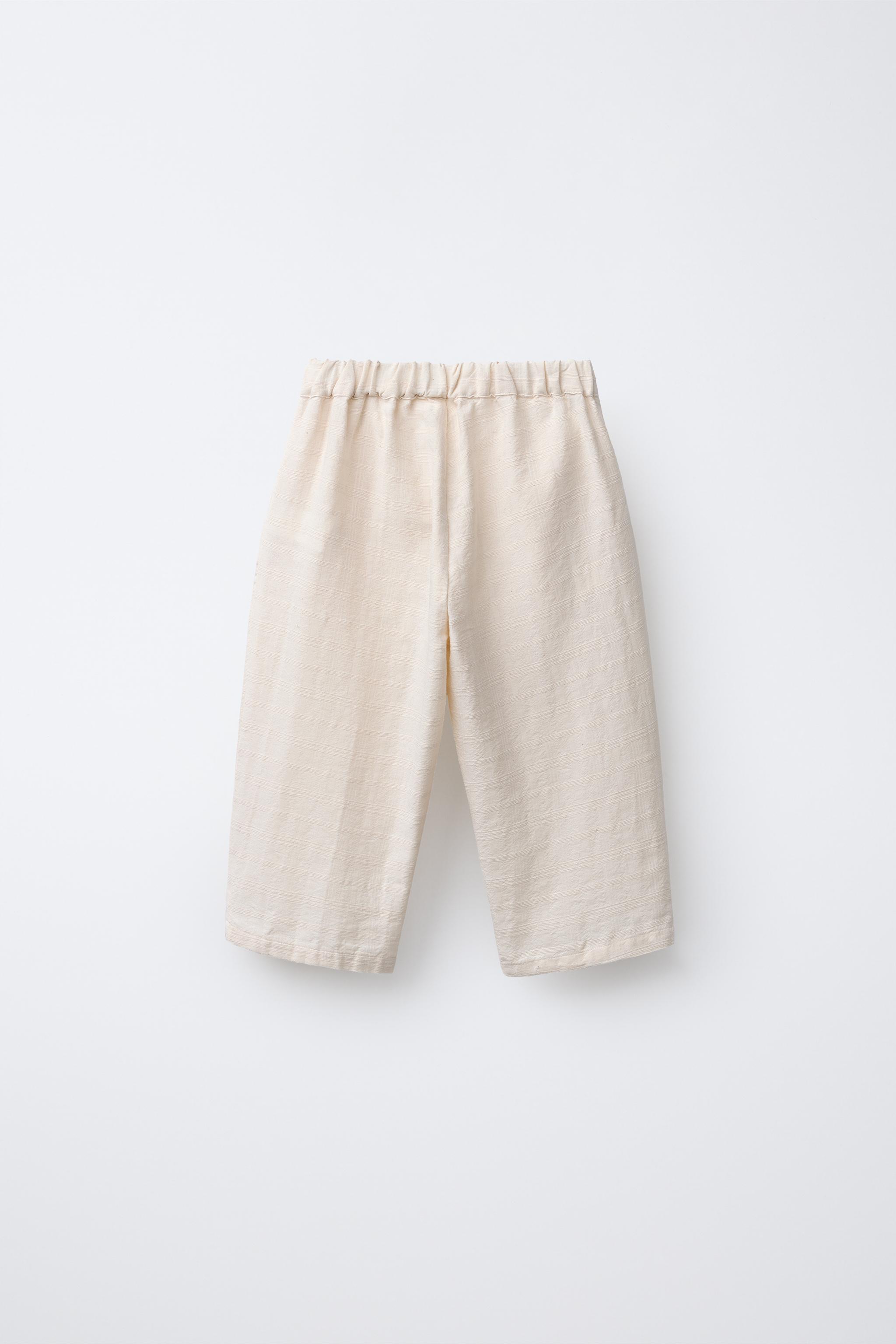 TEXTURED STRAIGHT LEG PANTS