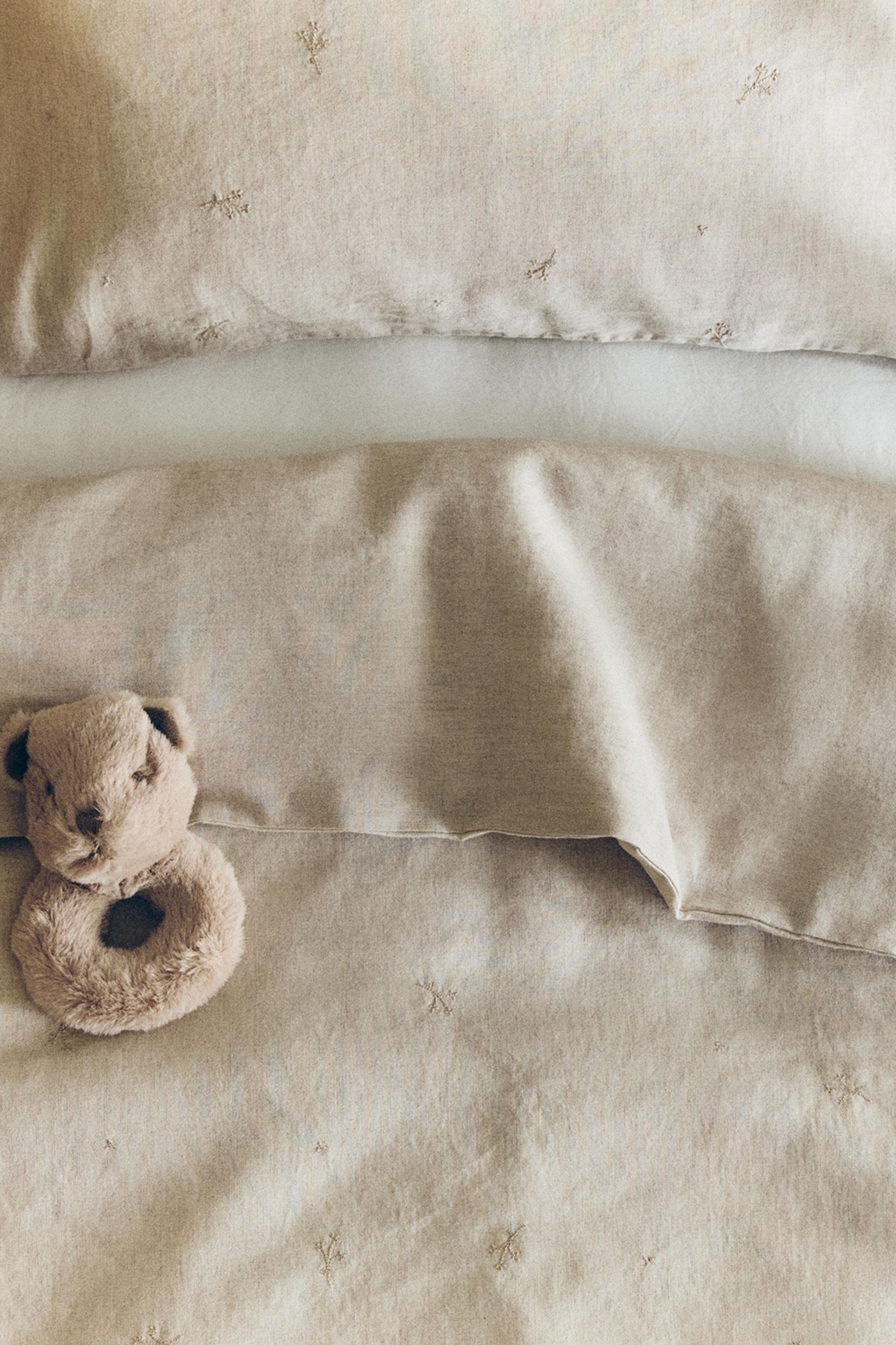 CHILDREN'S LINEN DUVET COVER WITH FLORAL EMBROIDERY