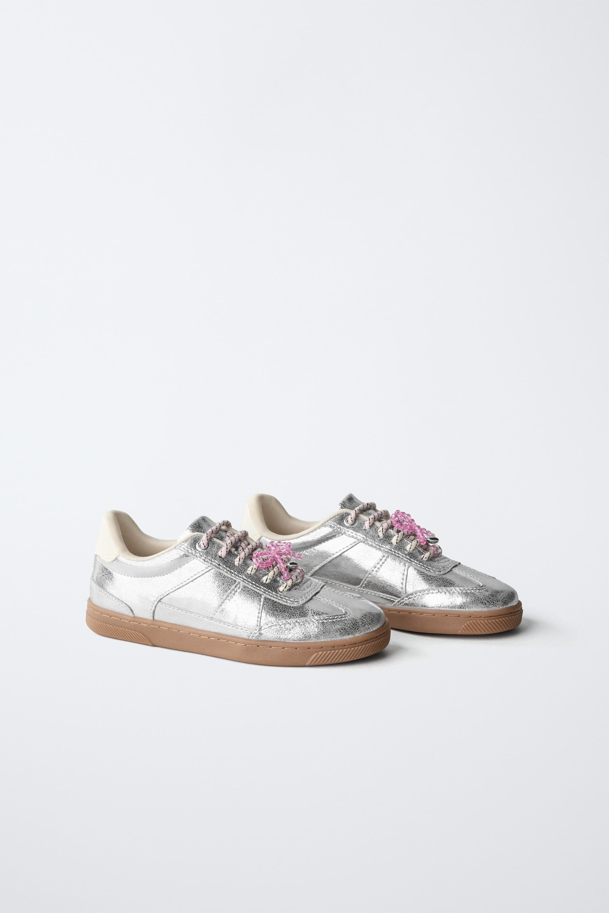 METALLIC CHARM SNEAKERS