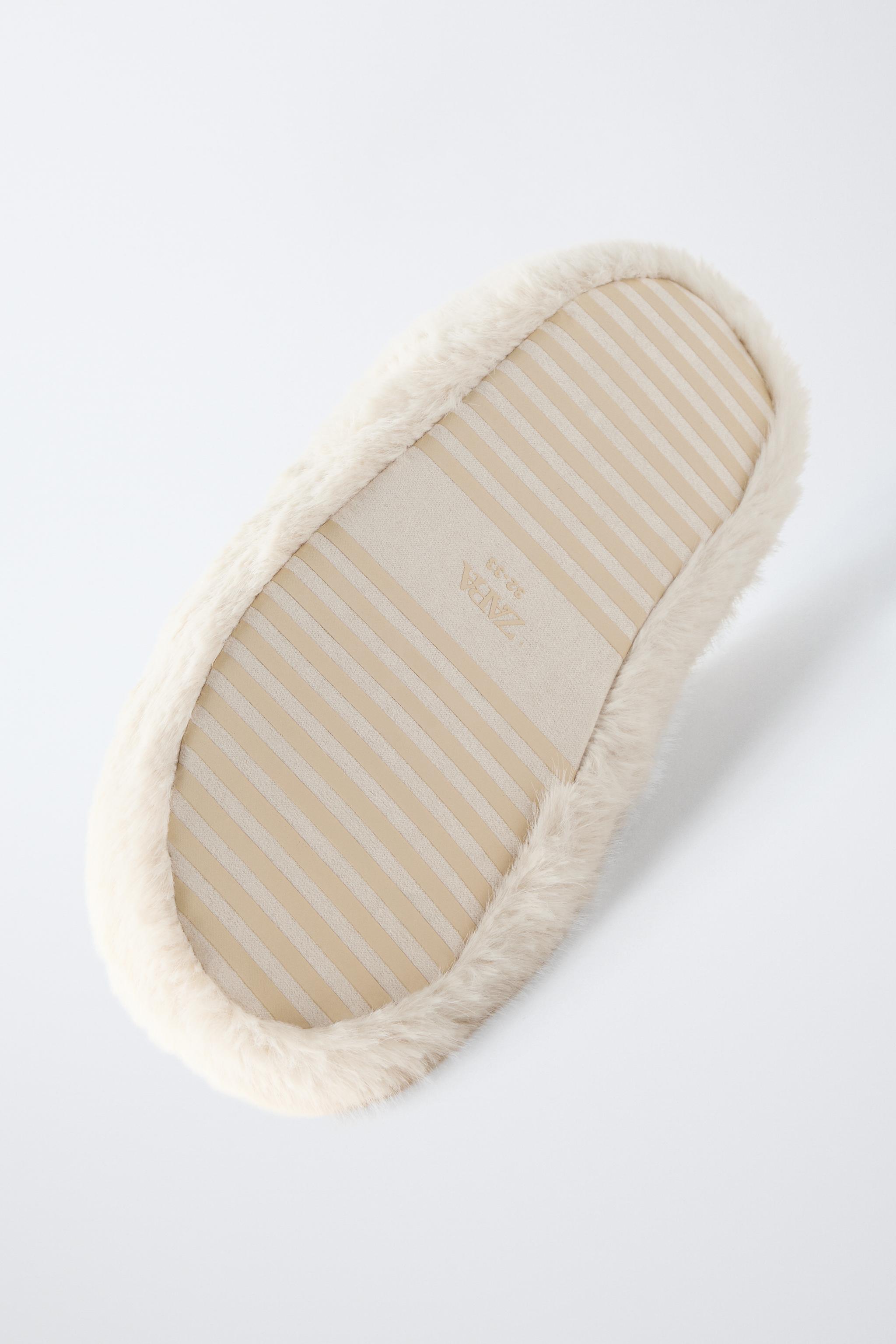 LILO & STITCH © DISNEY SLIPPERS