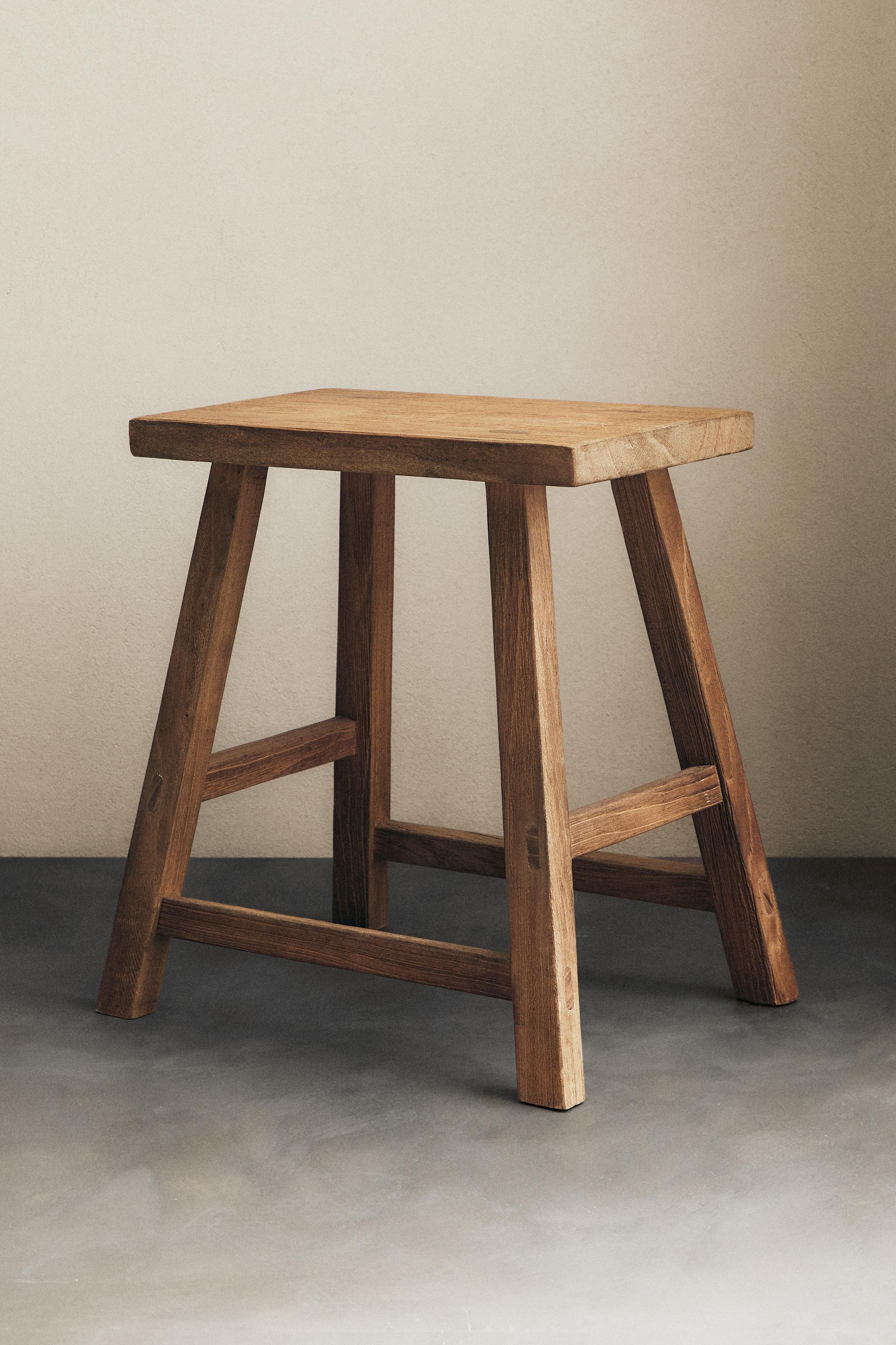 ELM WOOD STOOL