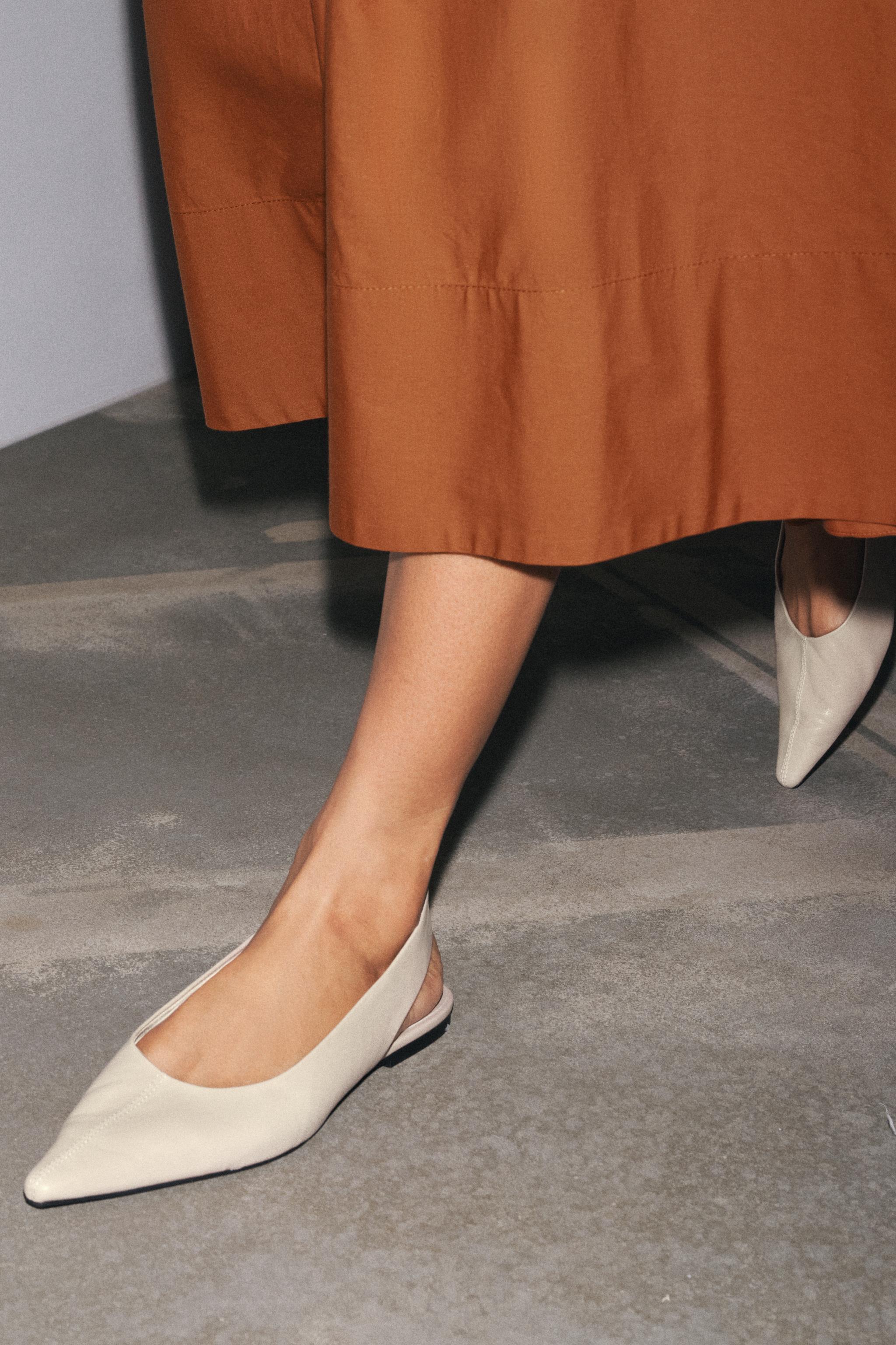 LEATHER SLINGBACK BALLET FLATS