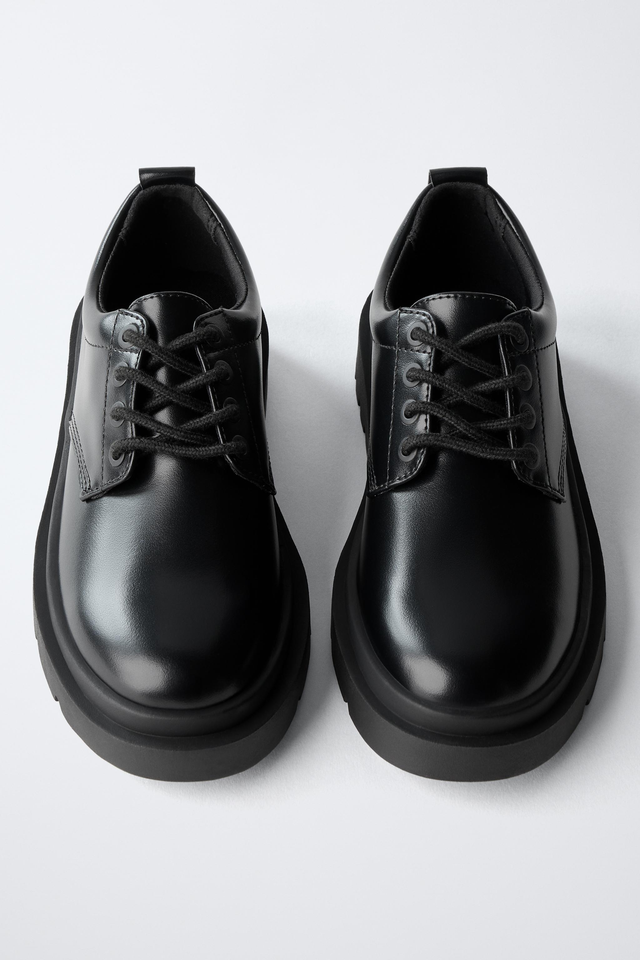 LUG SOLE DERBY SHOES