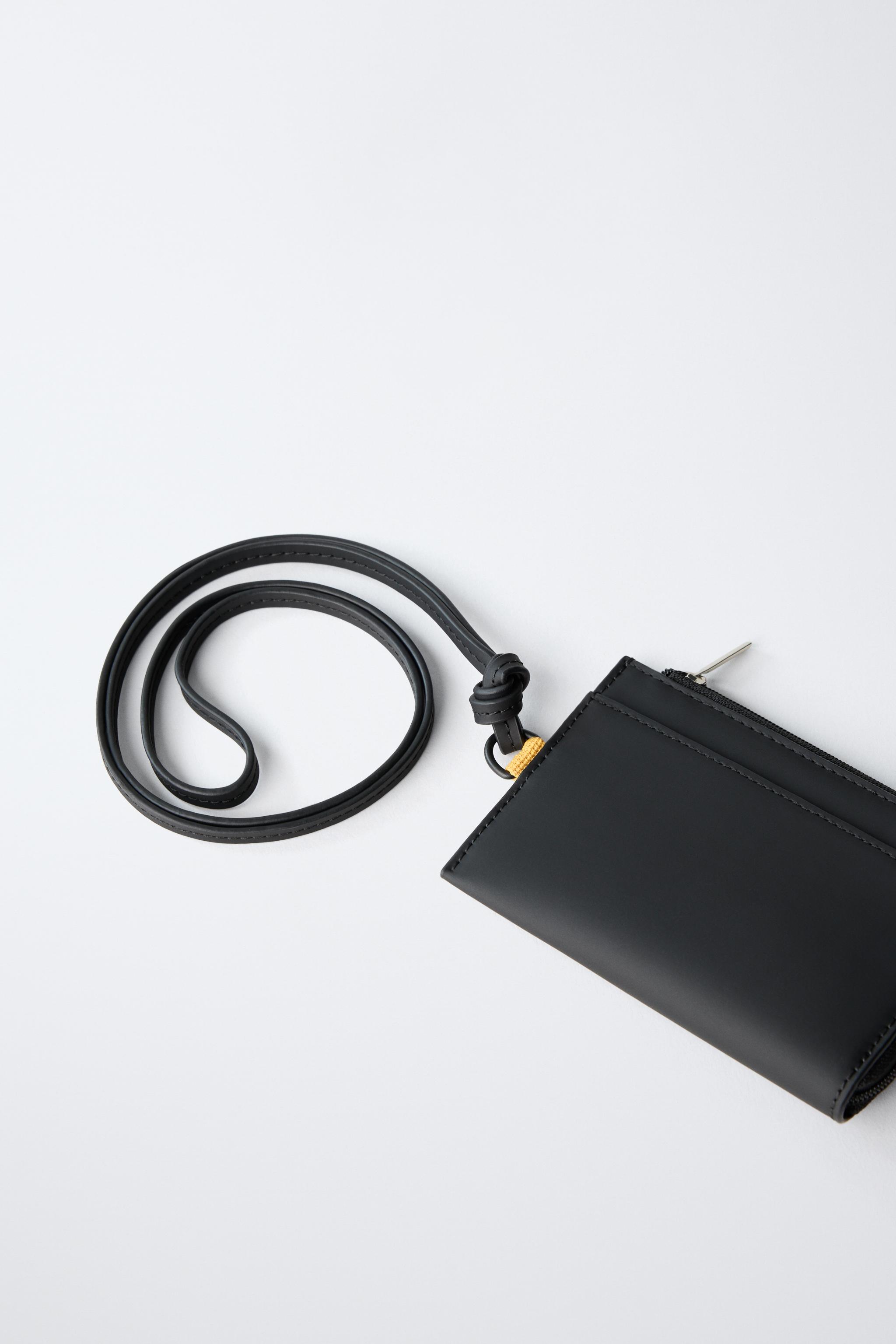 RUBBERIZED PENDANT WALLET