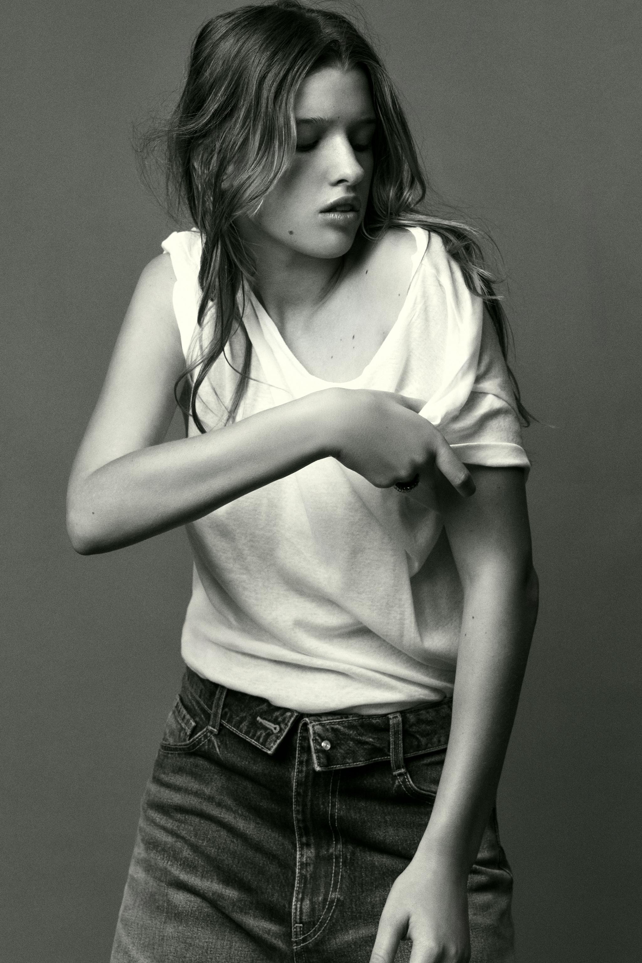 TRF MID-RISE FOLD-OVER WAISTBAND JEANS