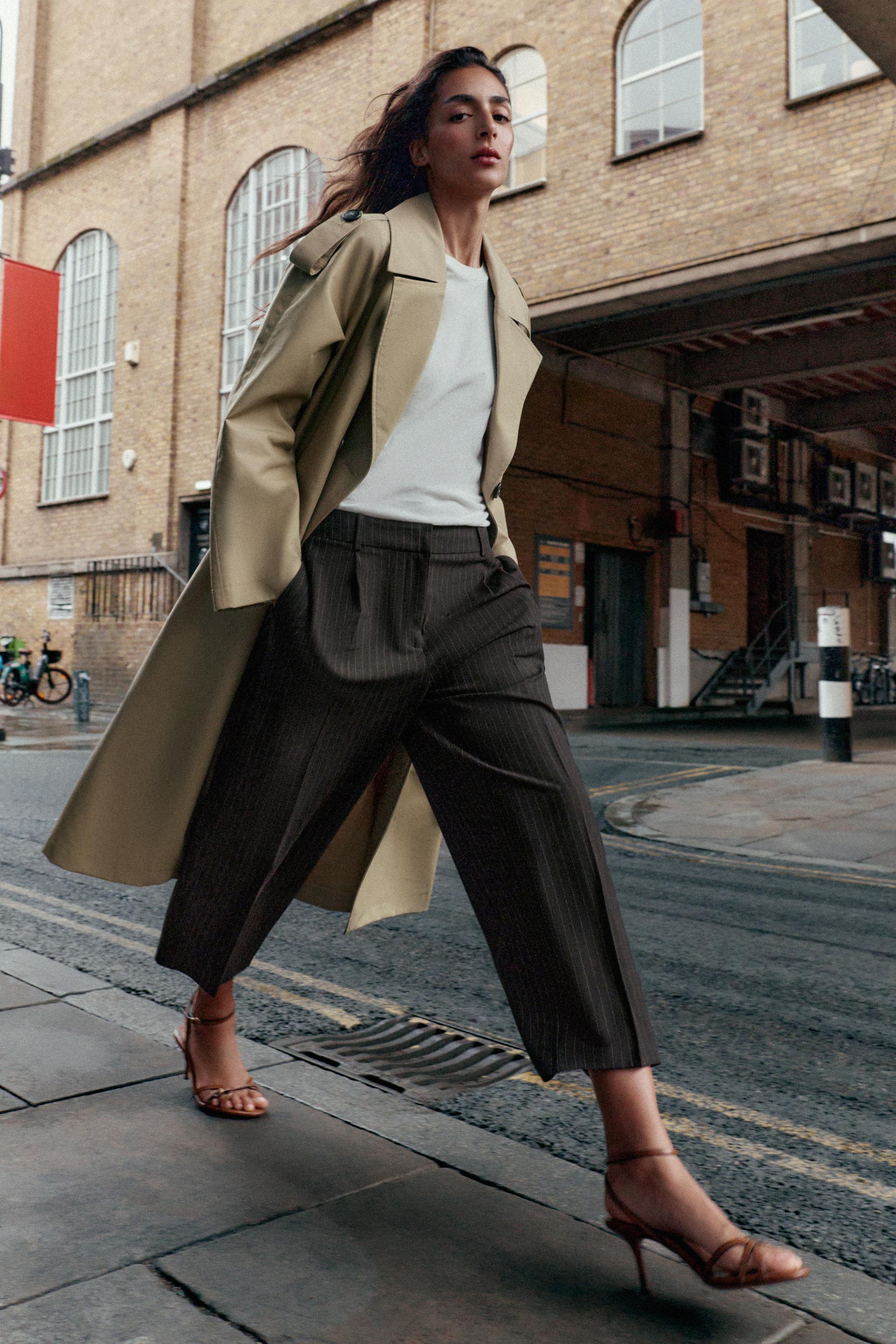 PLEATED TAPERED PANTS