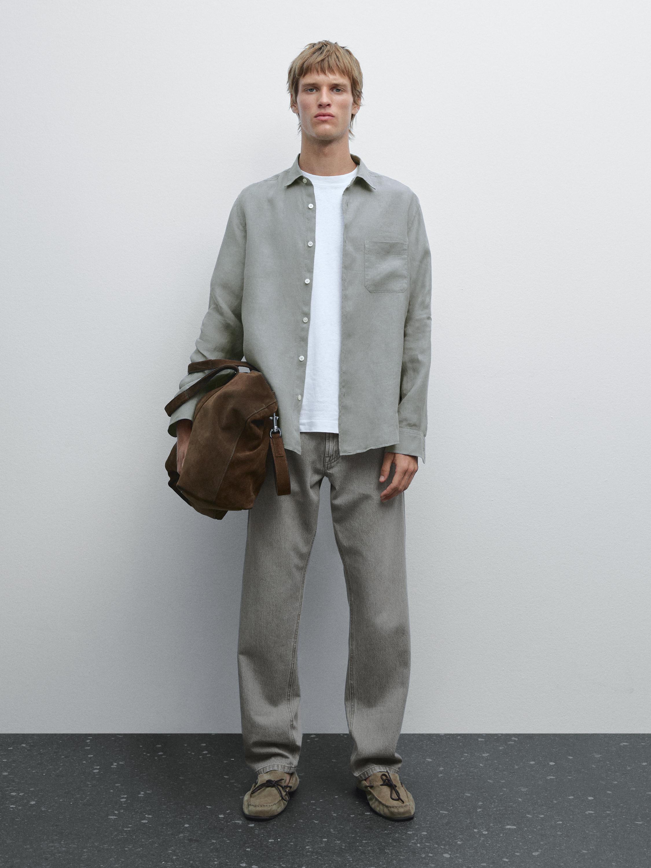 Regular fit shirt with pocket detail