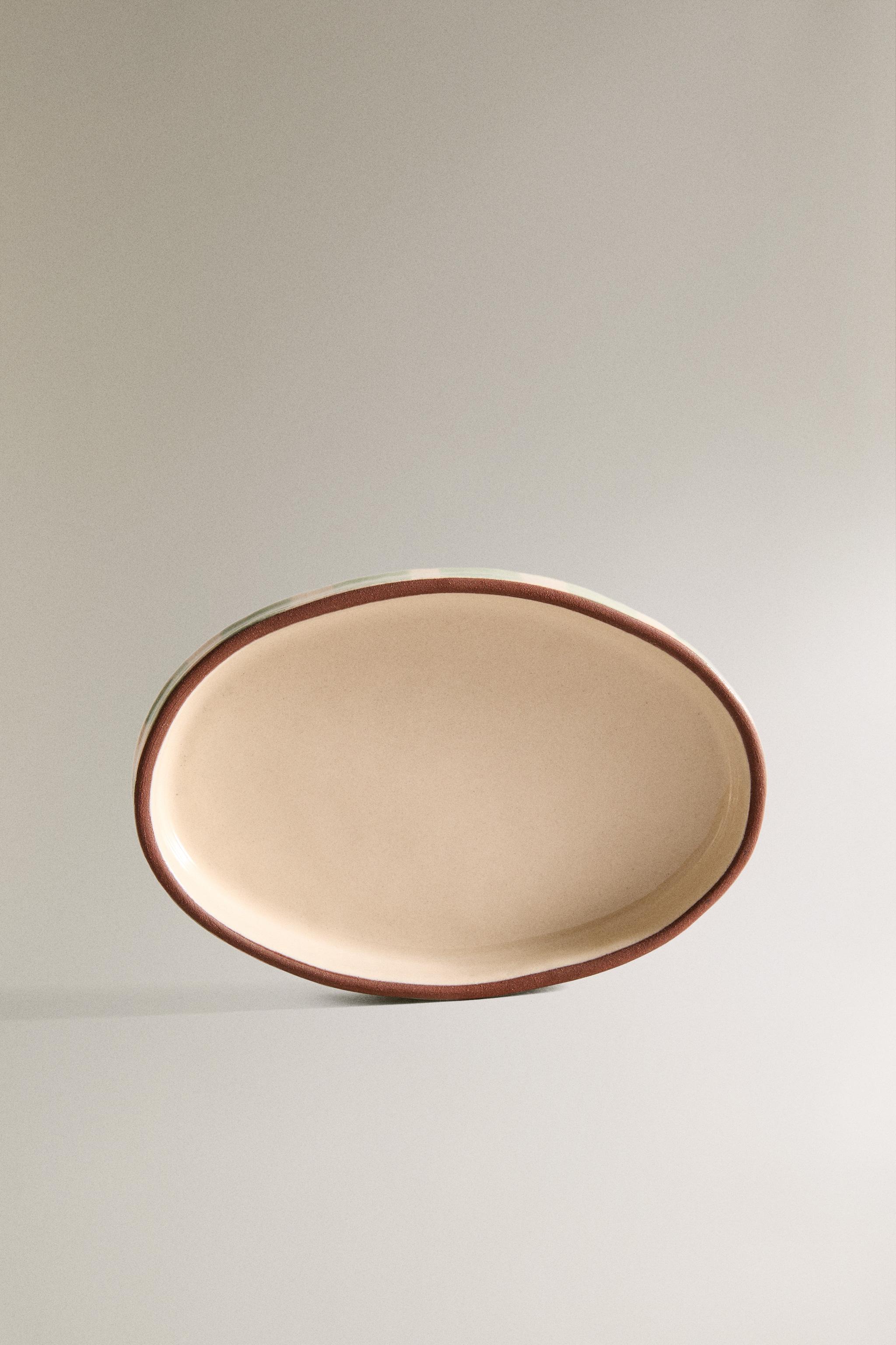 STRIPED CERAMIC BATHROOM SOAP DISH