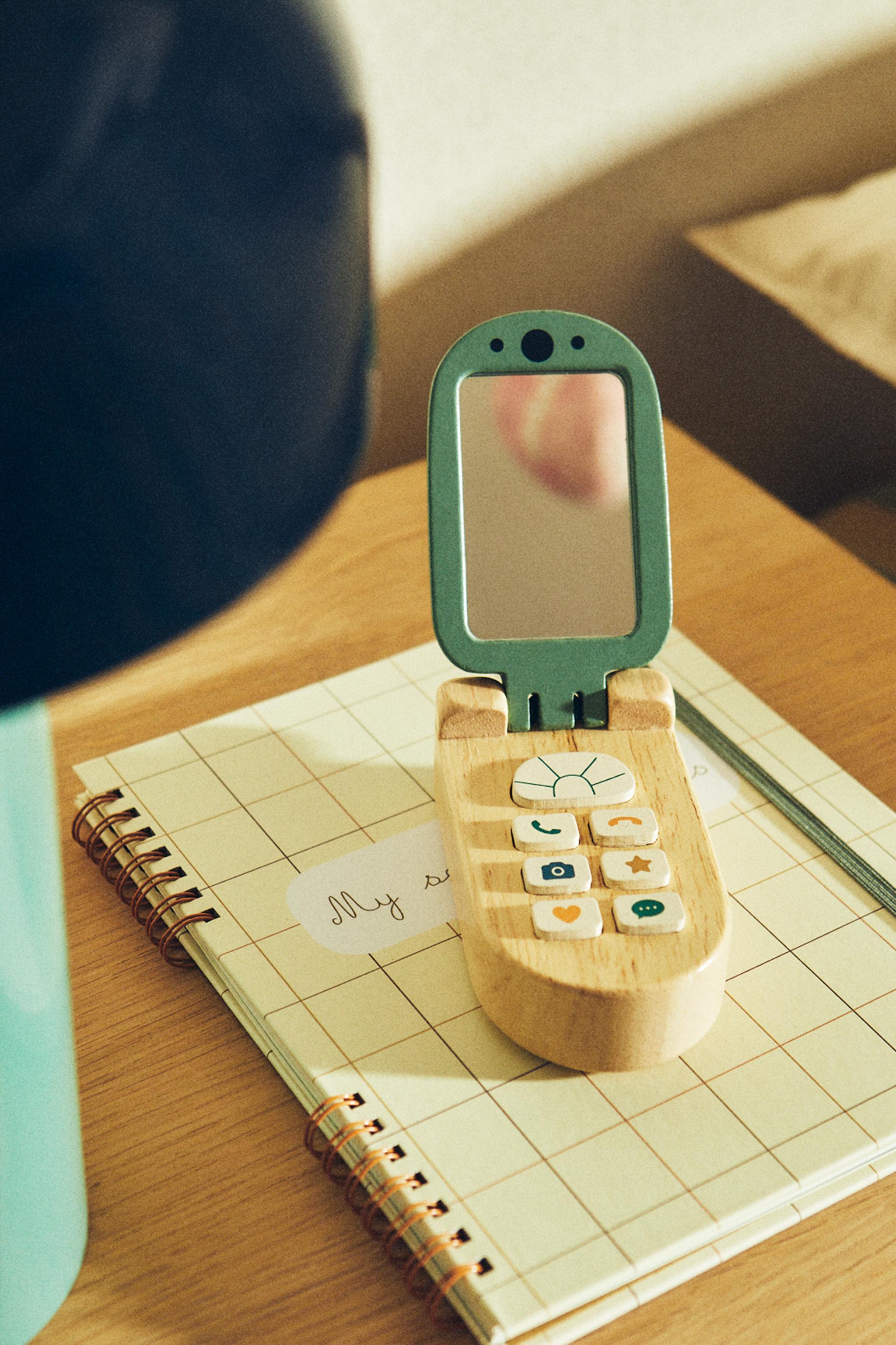 CHILDREN’S MOBILE PHONE SOUND TOY