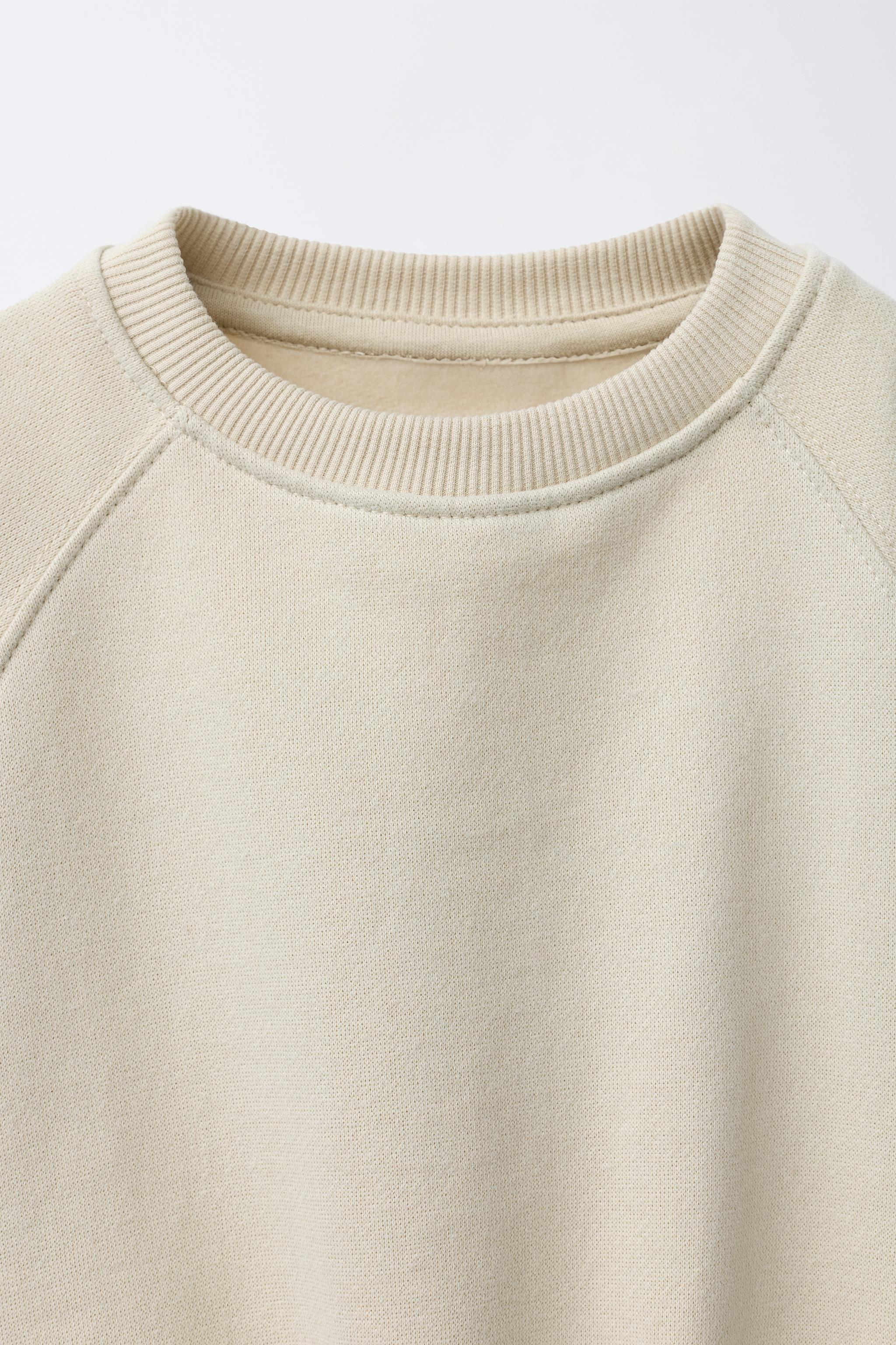 FLOCKED LOGO SWEATSHIRT