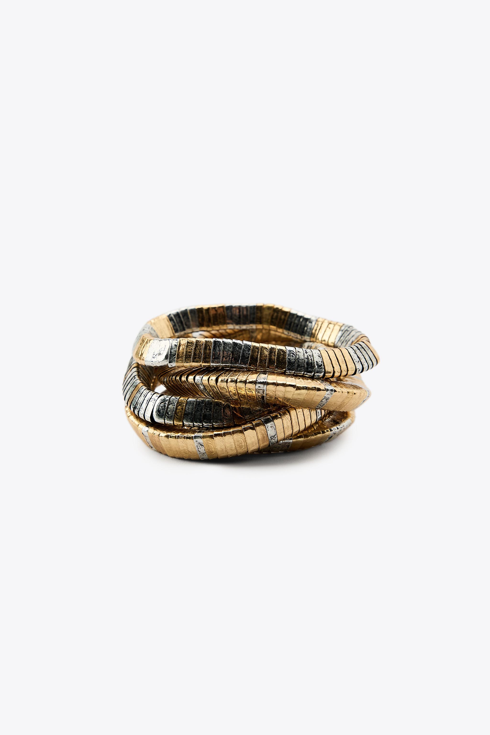 PACK OF ELASTIC BRACELETS WITH METAL PIECES