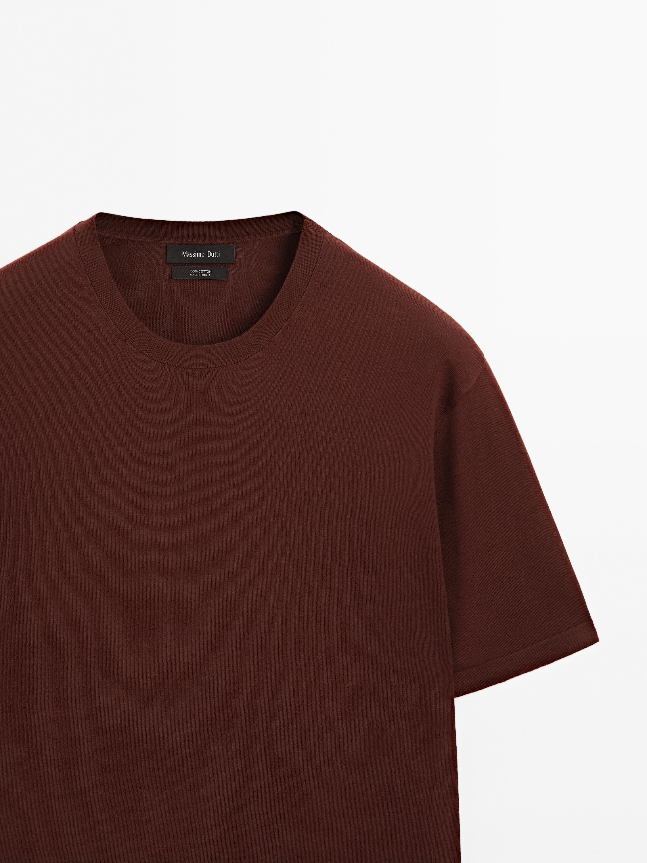 100% cotton knit T-shirt