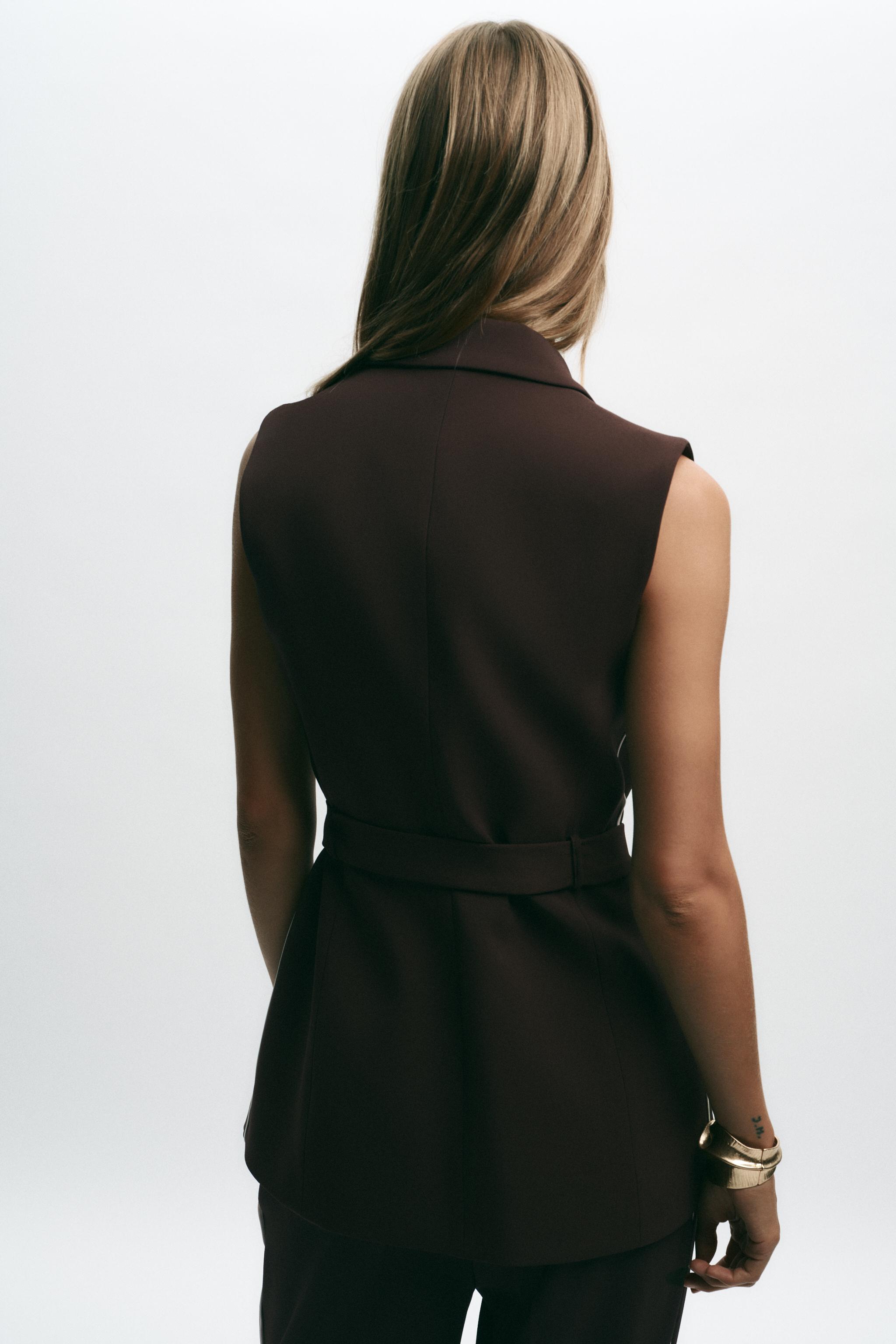 LONG VEST WITH SIDE STRIPE