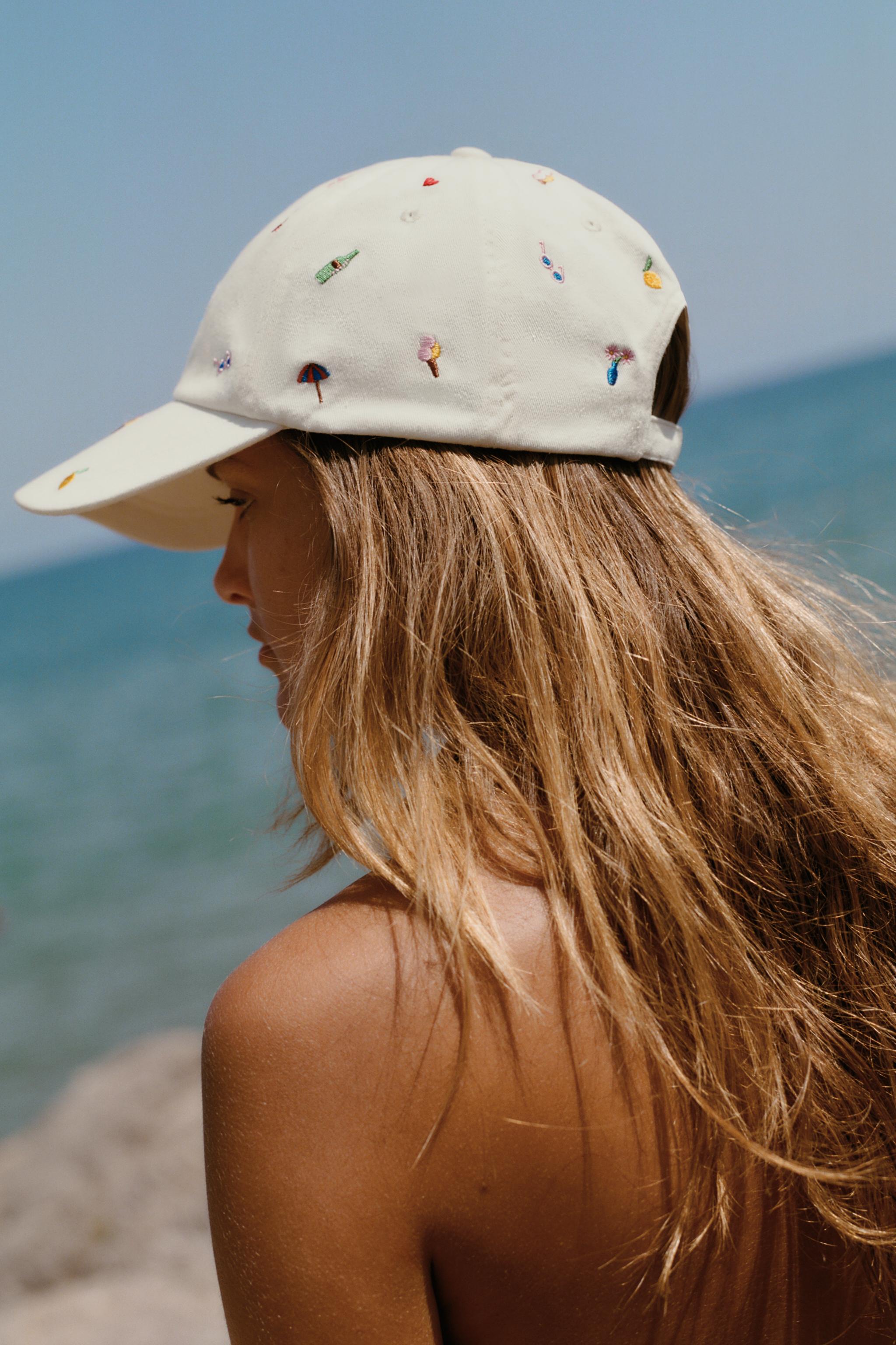 EMBROIDERED TWILL CAP