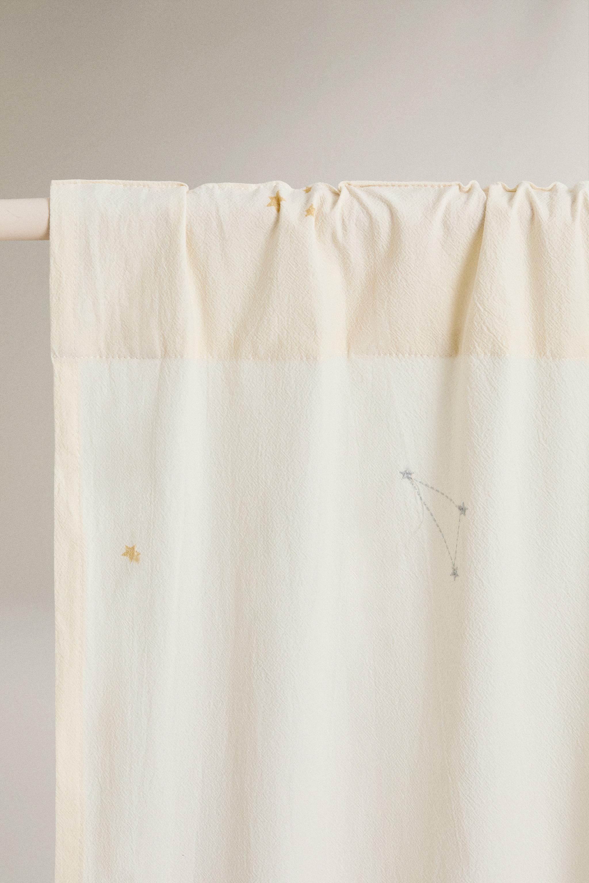 CHILDREN'S COTTON SPACE CURTAIN