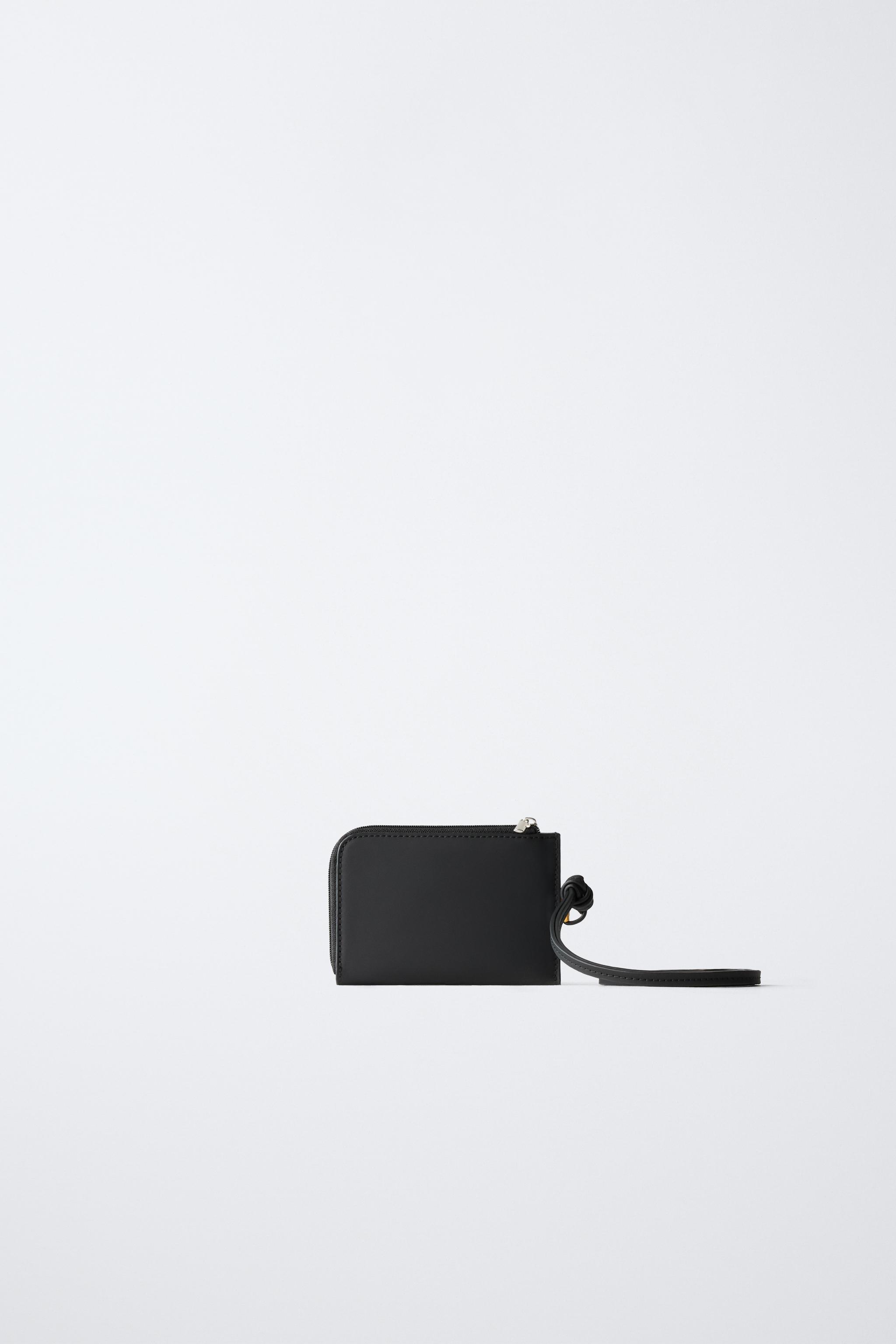 RUBBERIZED PENDANT WALLET