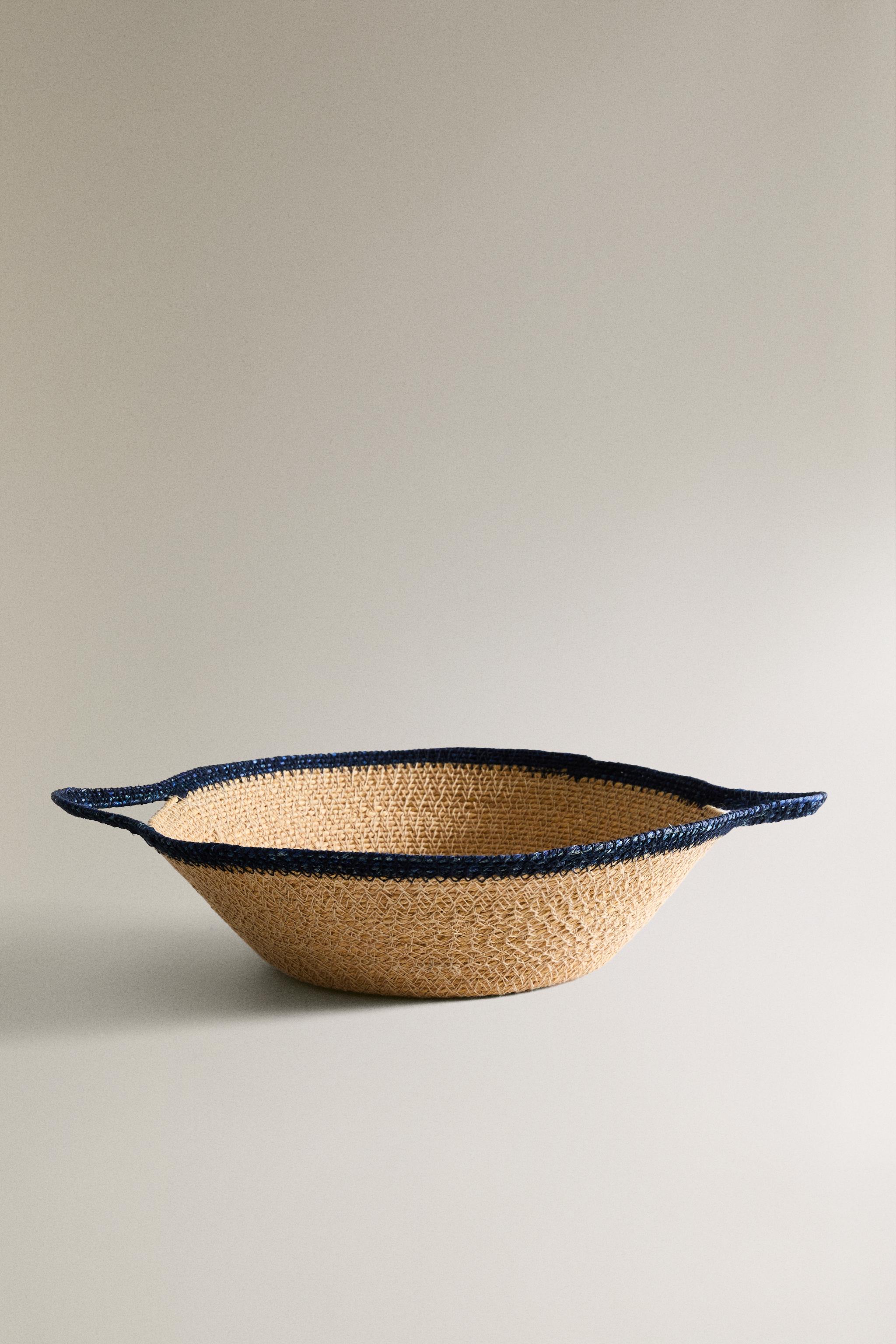 SEAGRASS BASKET WITH HANDLES