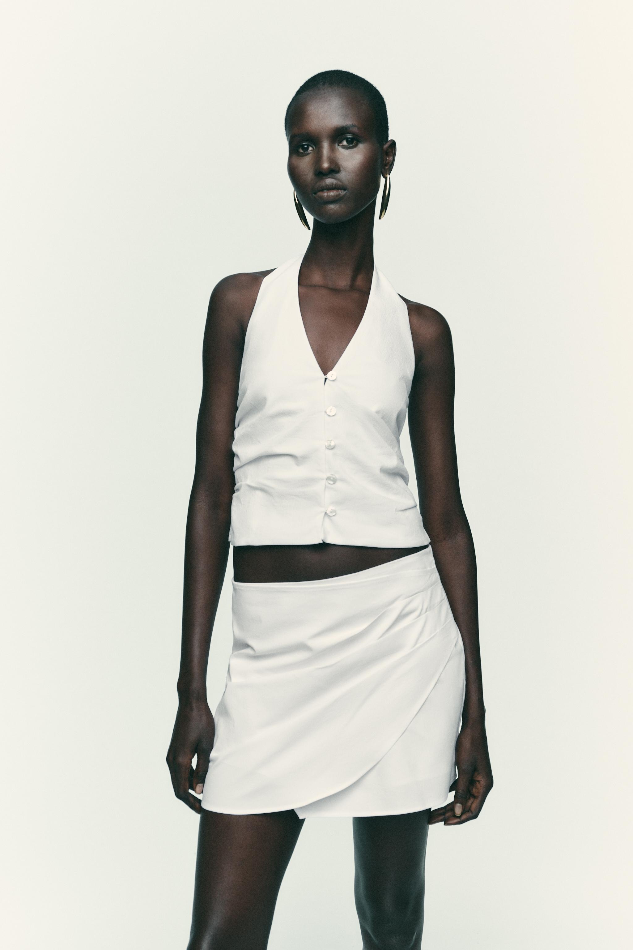 RUCHED HALTER VEST TOP