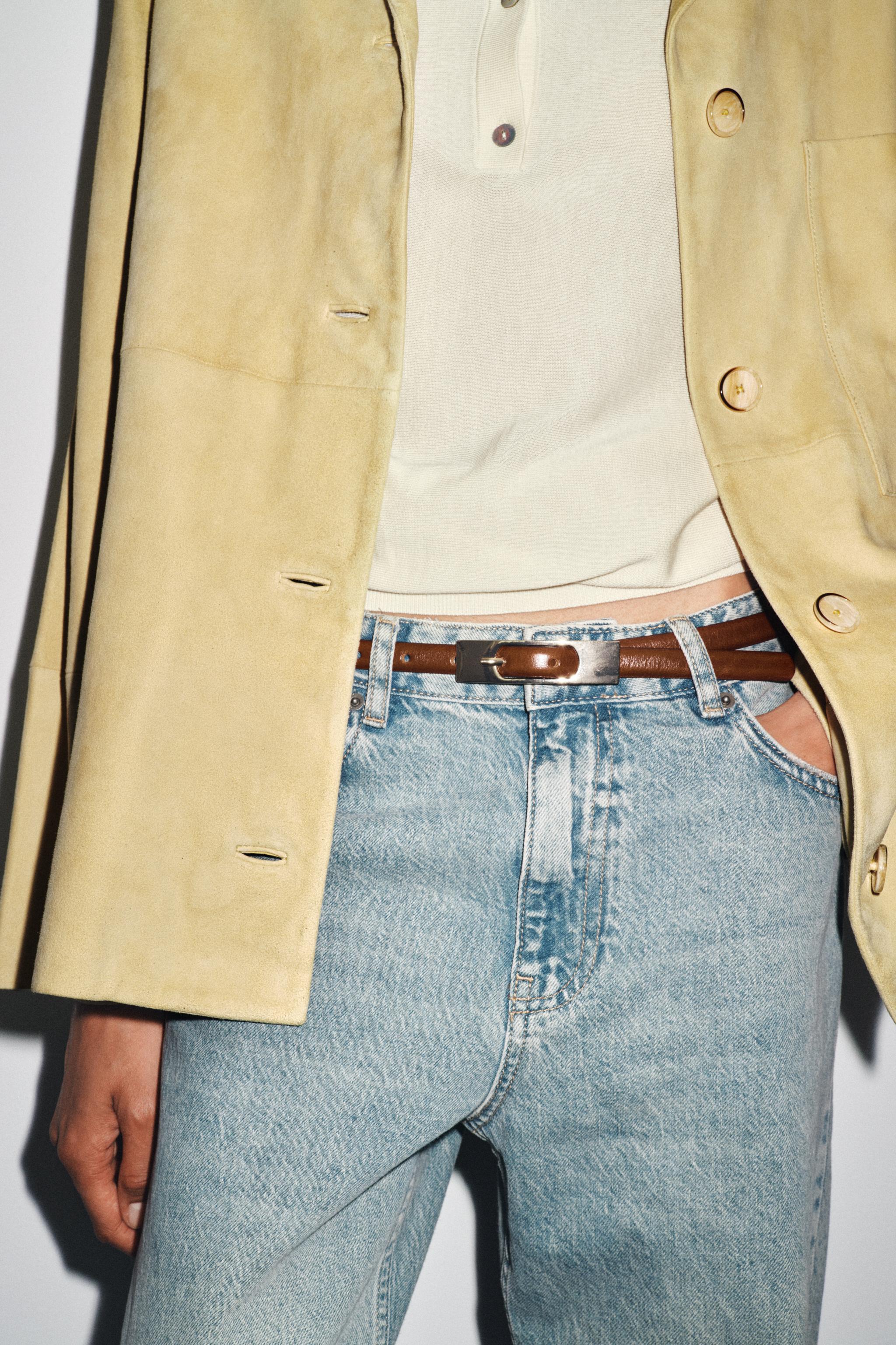 THIN BELT WITH RECTANGULAR BUCKLE